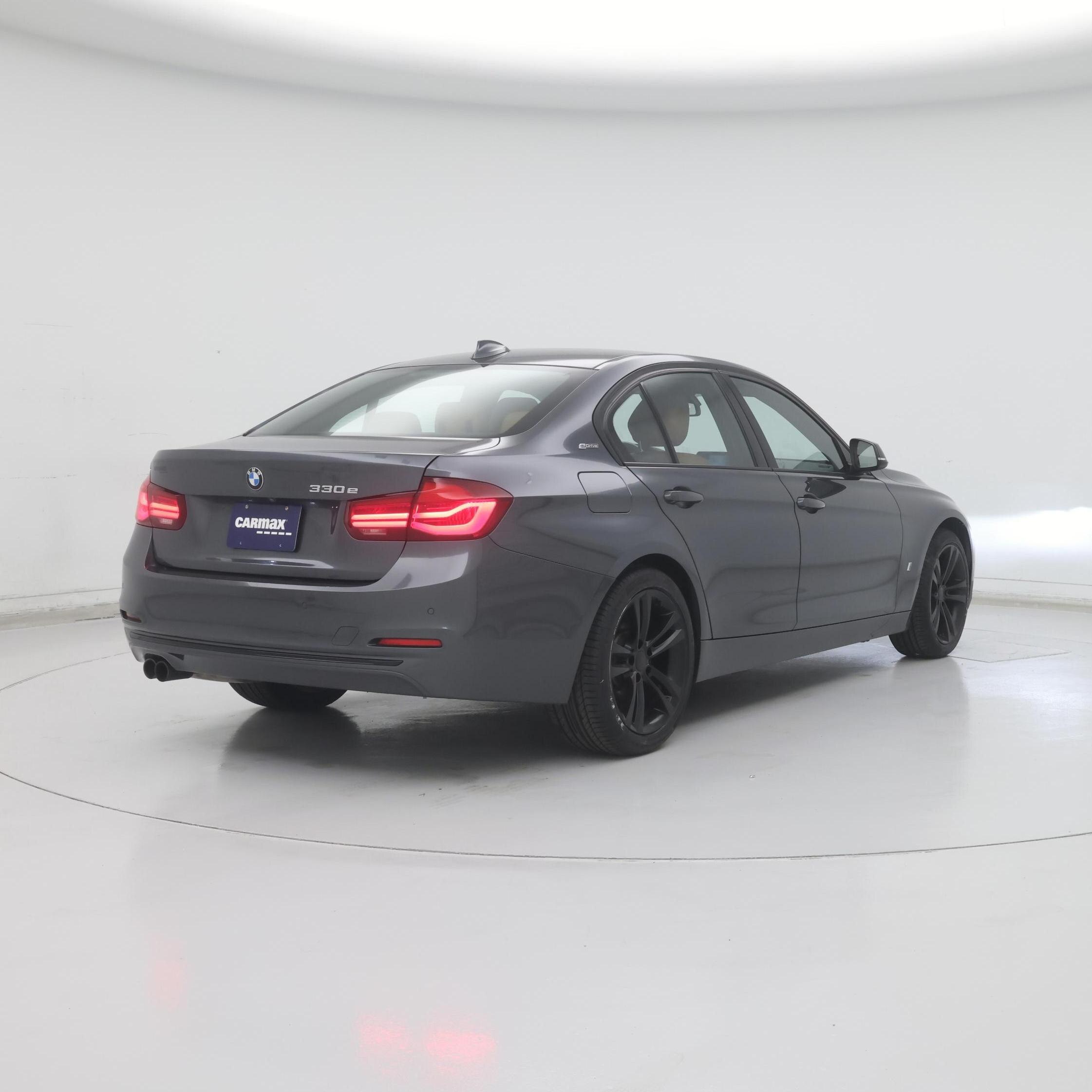 Thumbnail: 2018 BMW 3 Series - 8