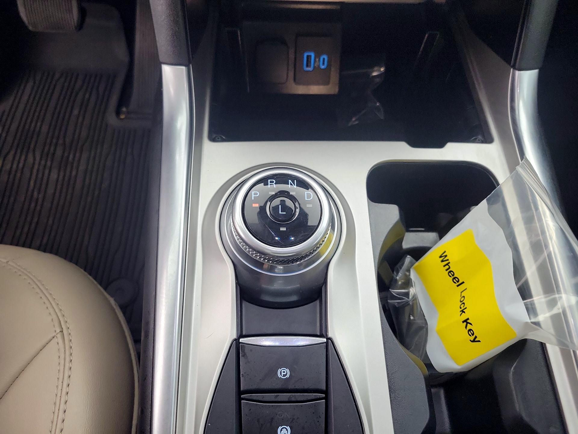 Thumbnail: 2023 Ford Explorer - 18