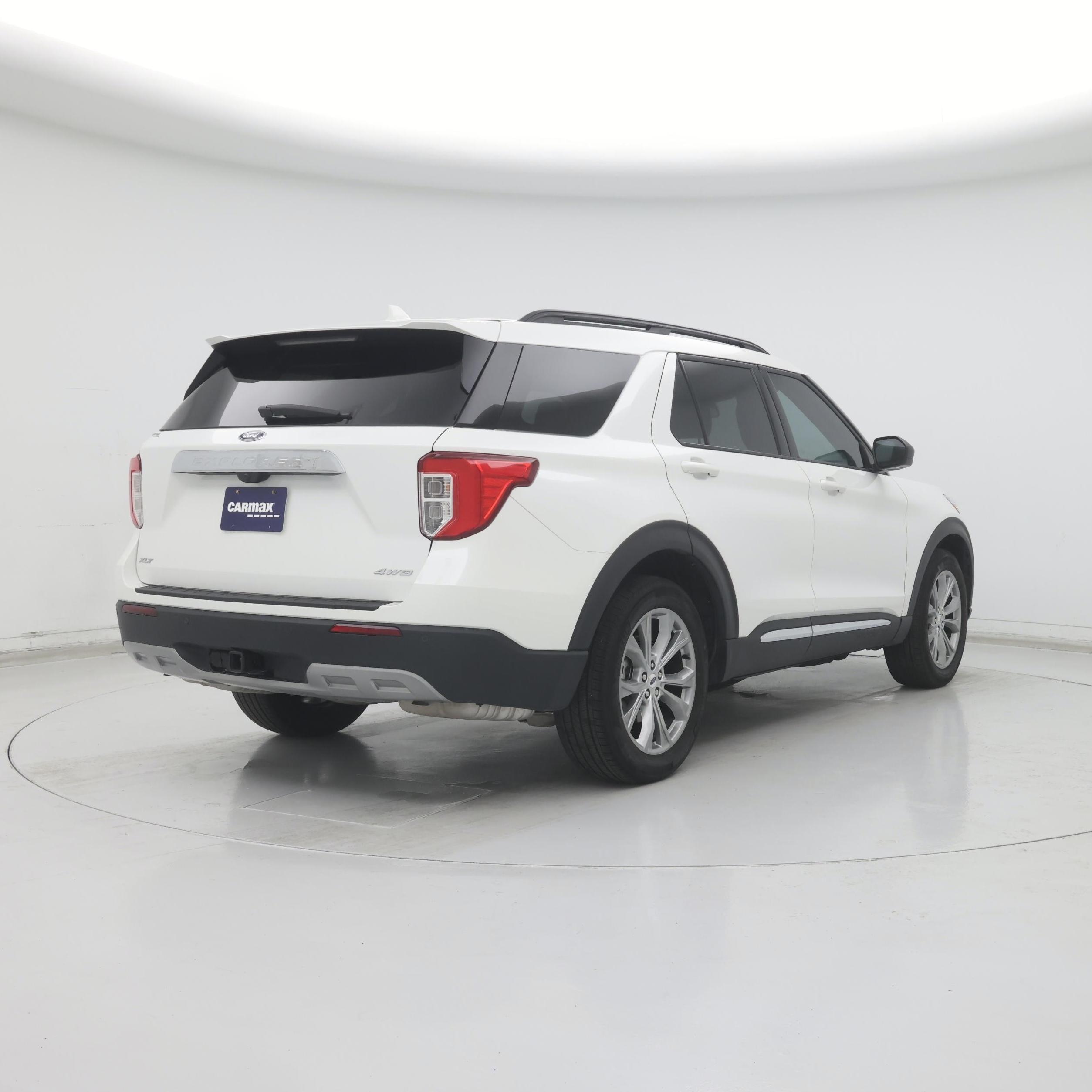 Thumbnail: 2023 Ford Explorer - 8
