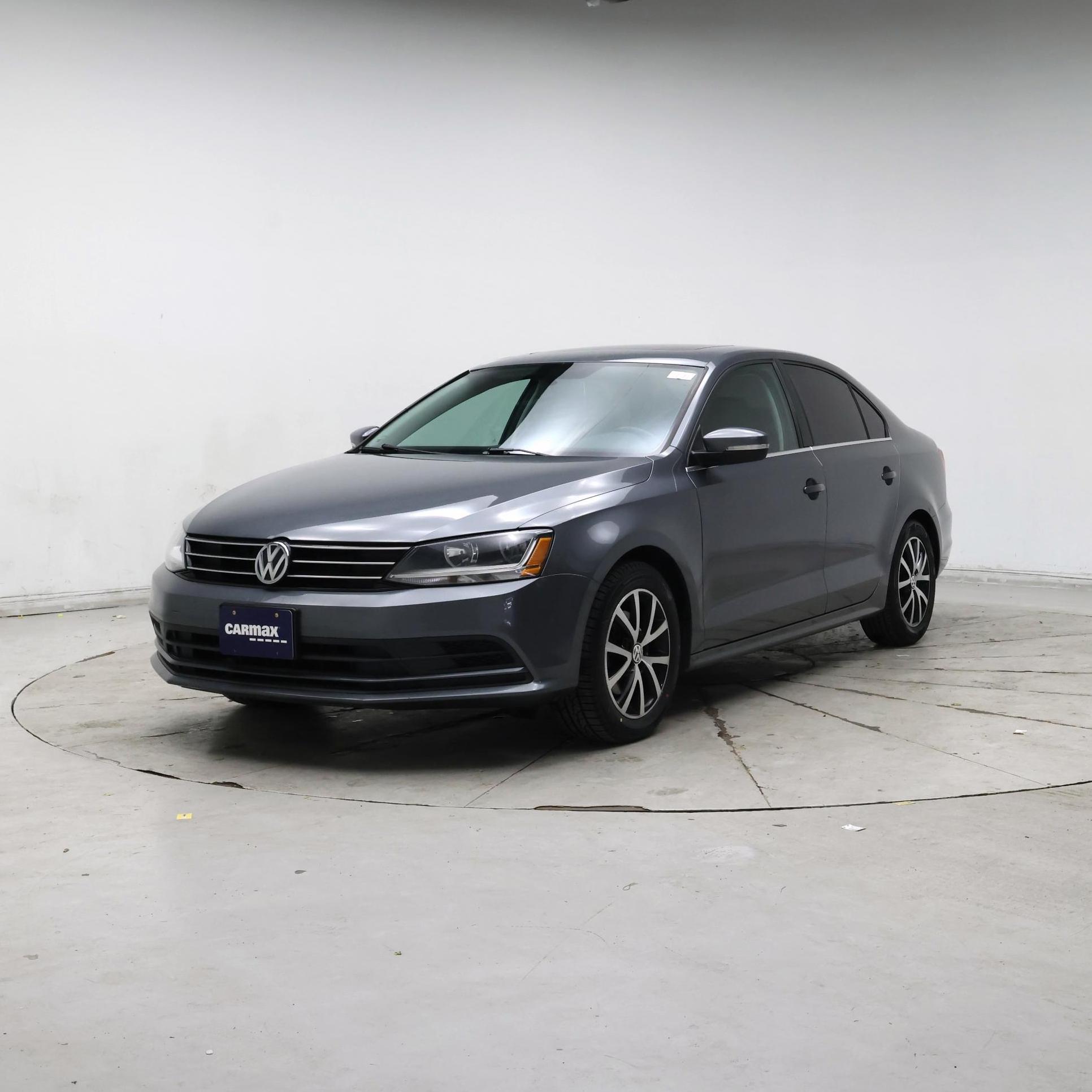 Thumbnail: 2017 Volkswagen Jetta - 4