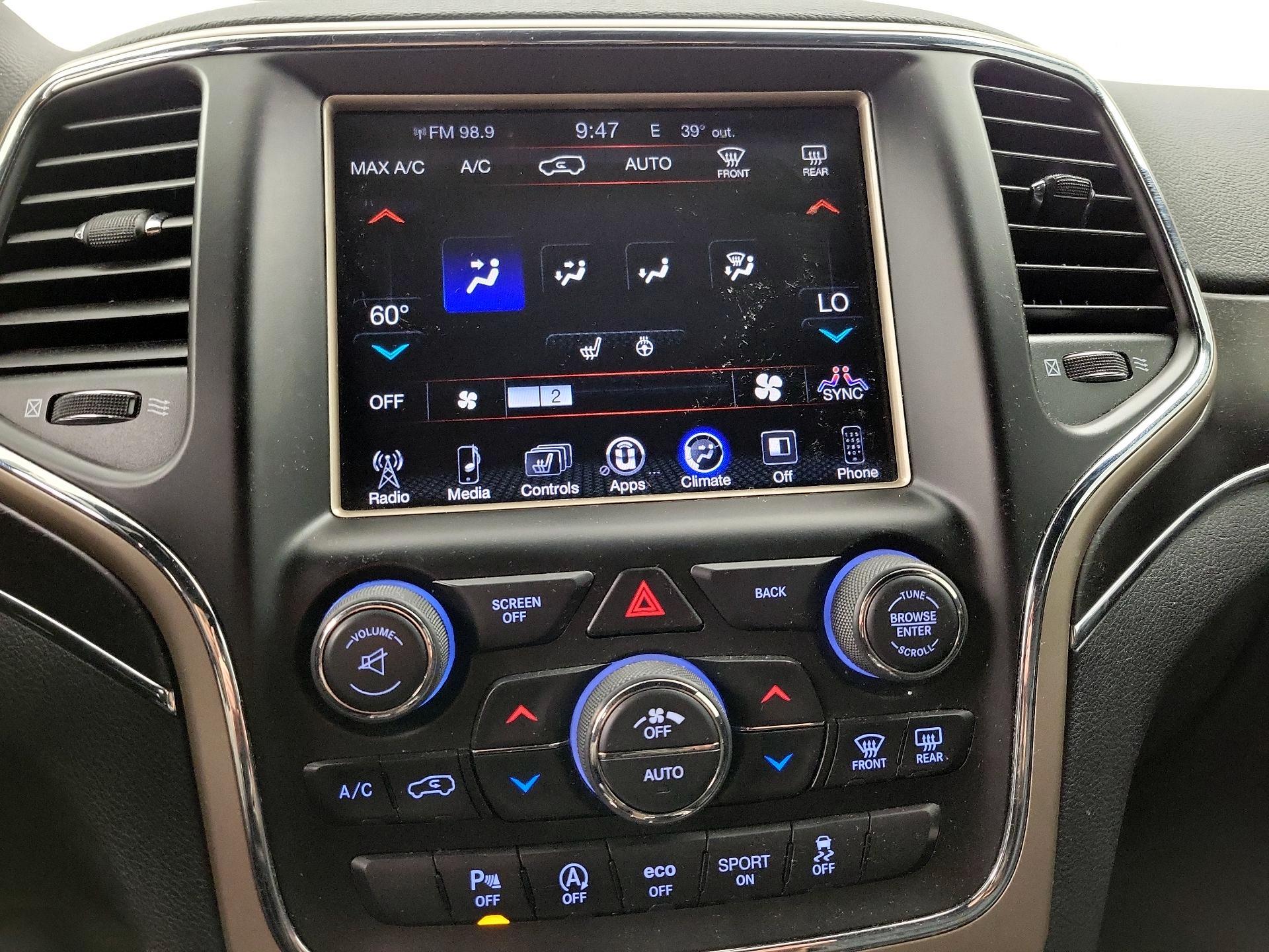 Thumbnail: 2016 Jeep Grand Cherokee - 16