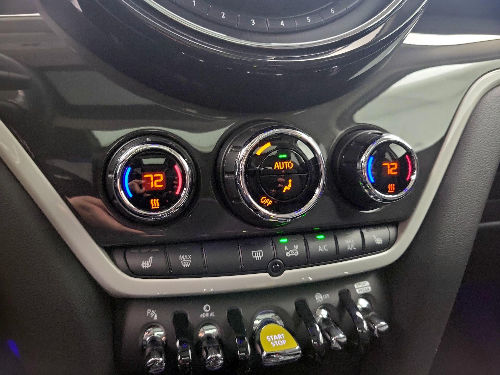 Thumbnail: 2018 MINI Cooper Countryman - 17