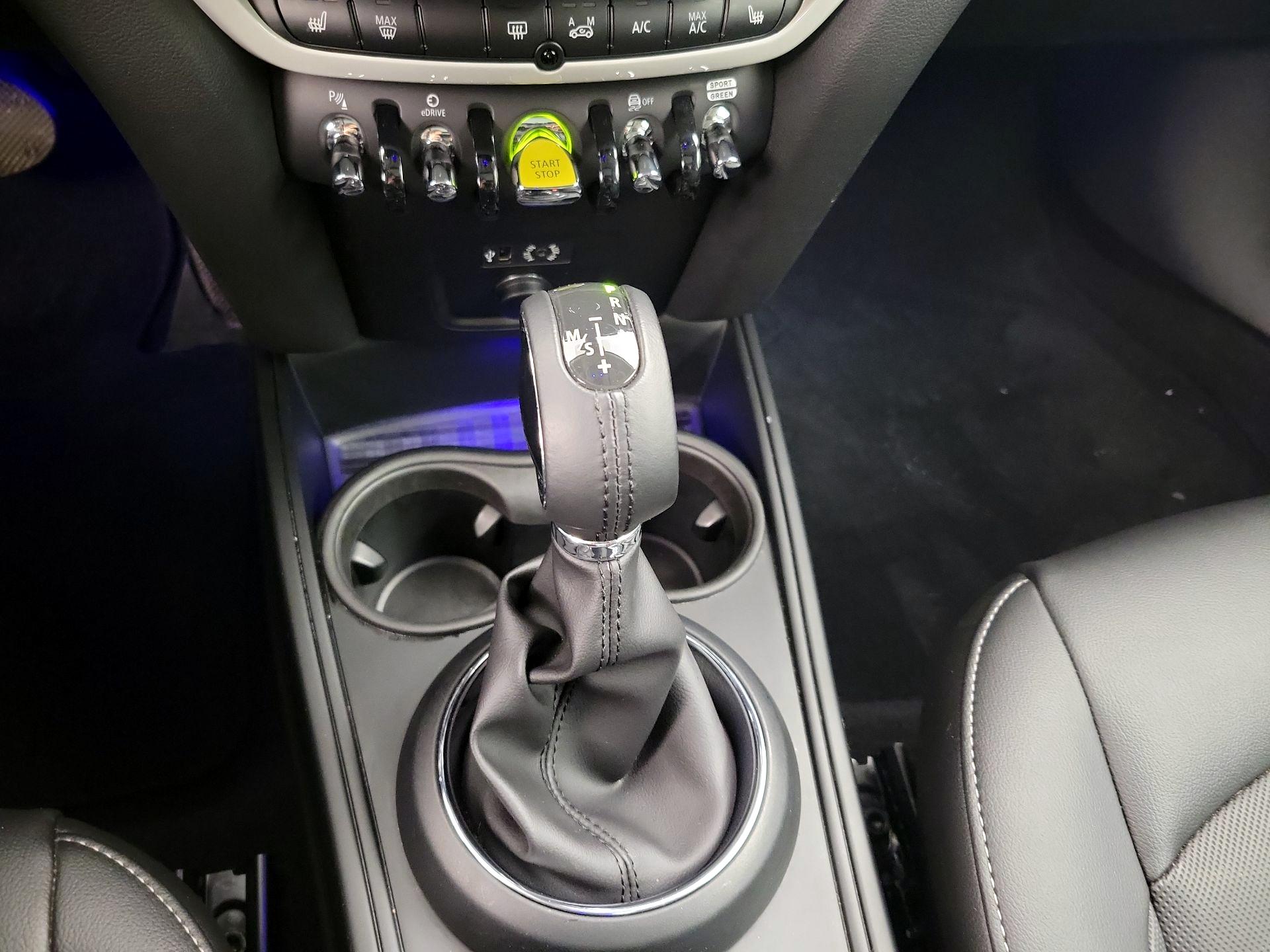 Thumbnail: 2018 MINI Cooper Countryman - 18