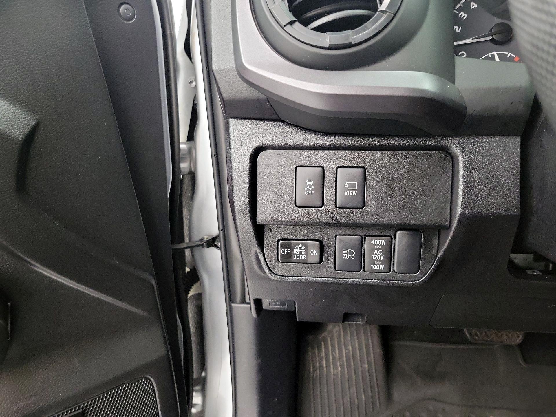 Thumbnail: 2023 Toyota Tacoma - 13