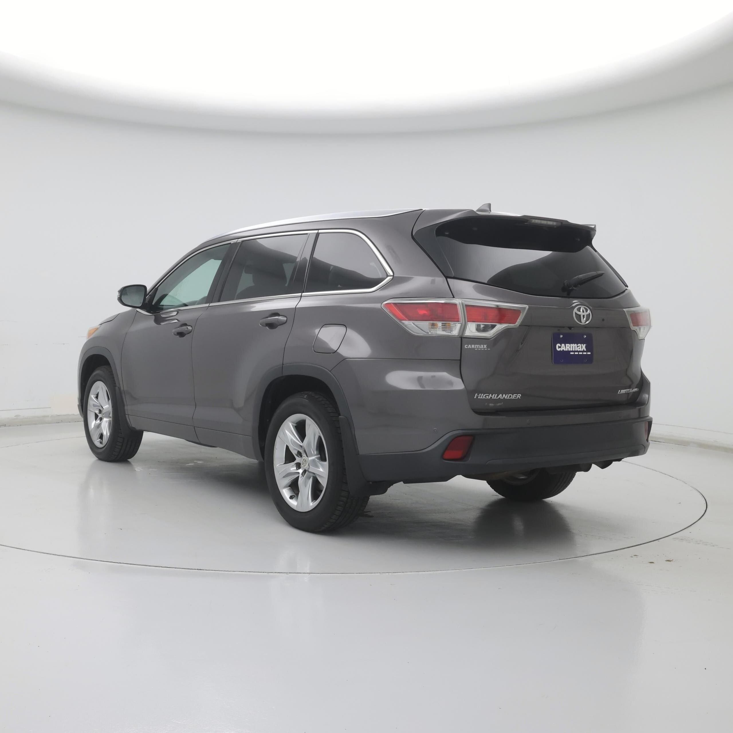 Thumbnail: 2015 Toyota Highlander - 2