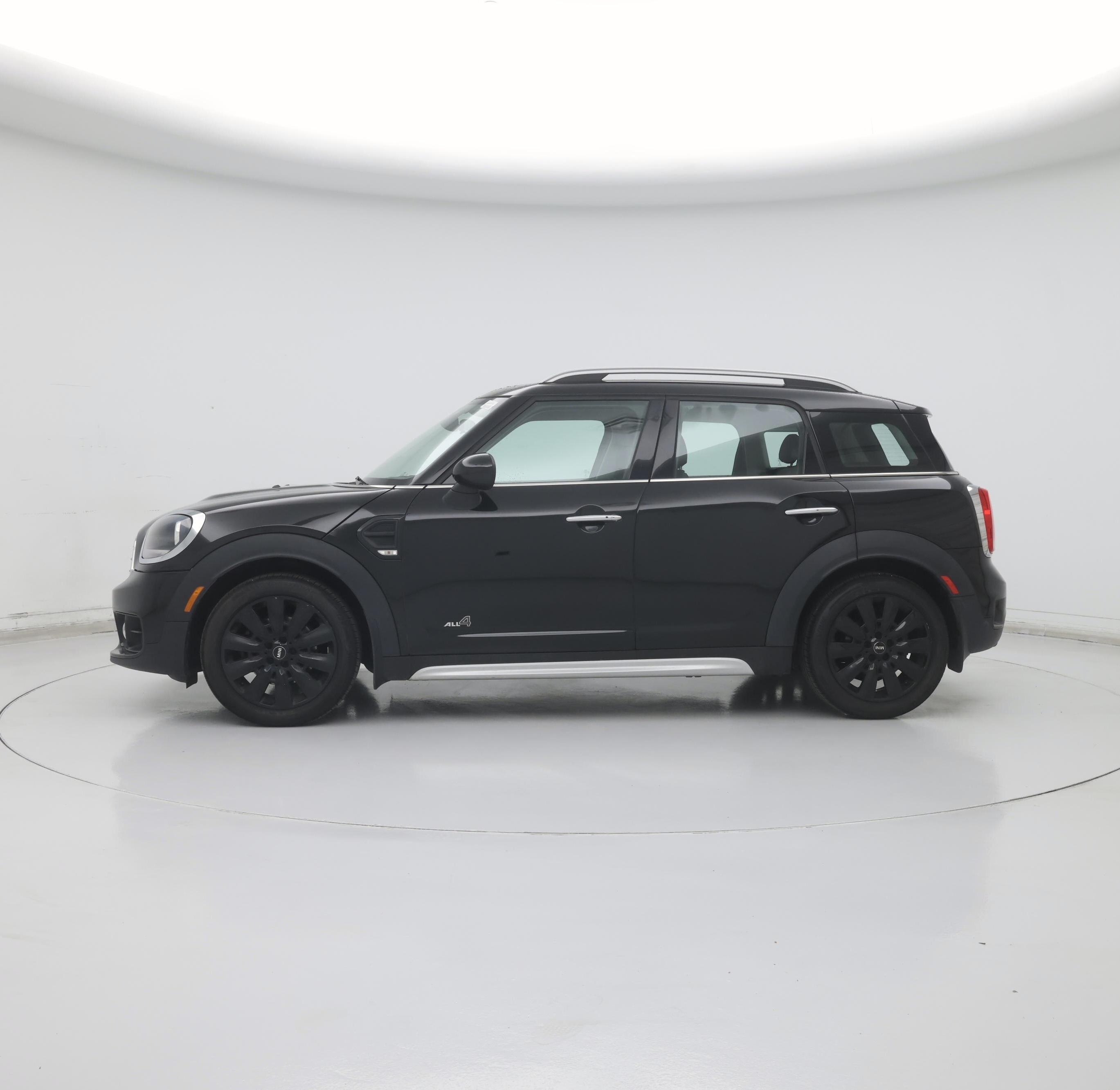 Thumbnail: 2017 MINI Cooper Countryman - 3