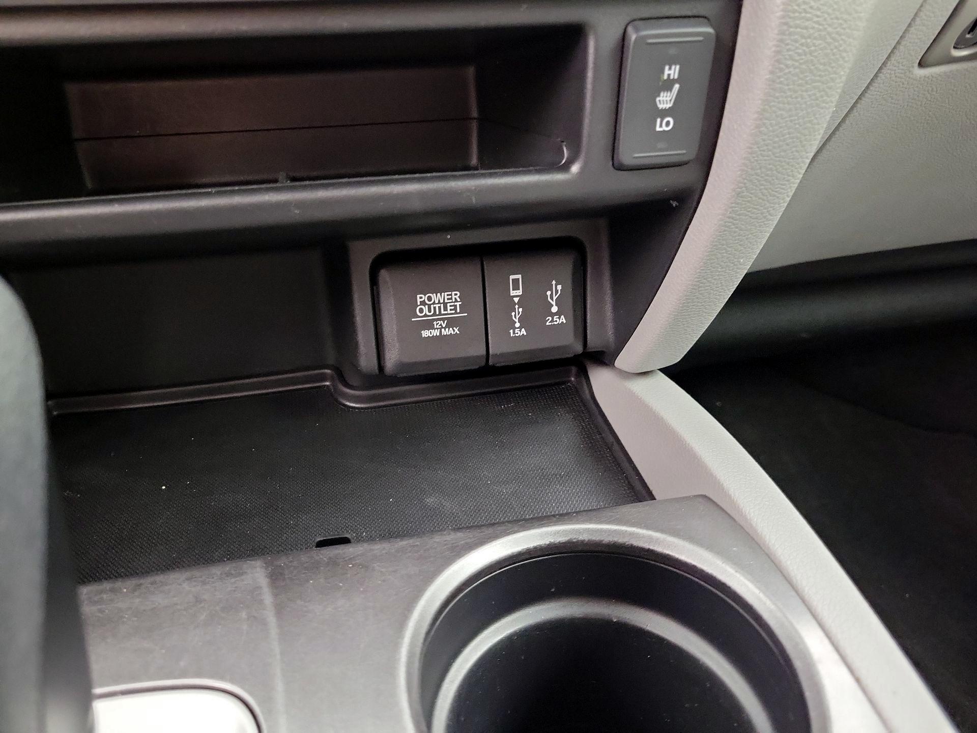 Thumbnail: 2017 Honda Pilot - 18