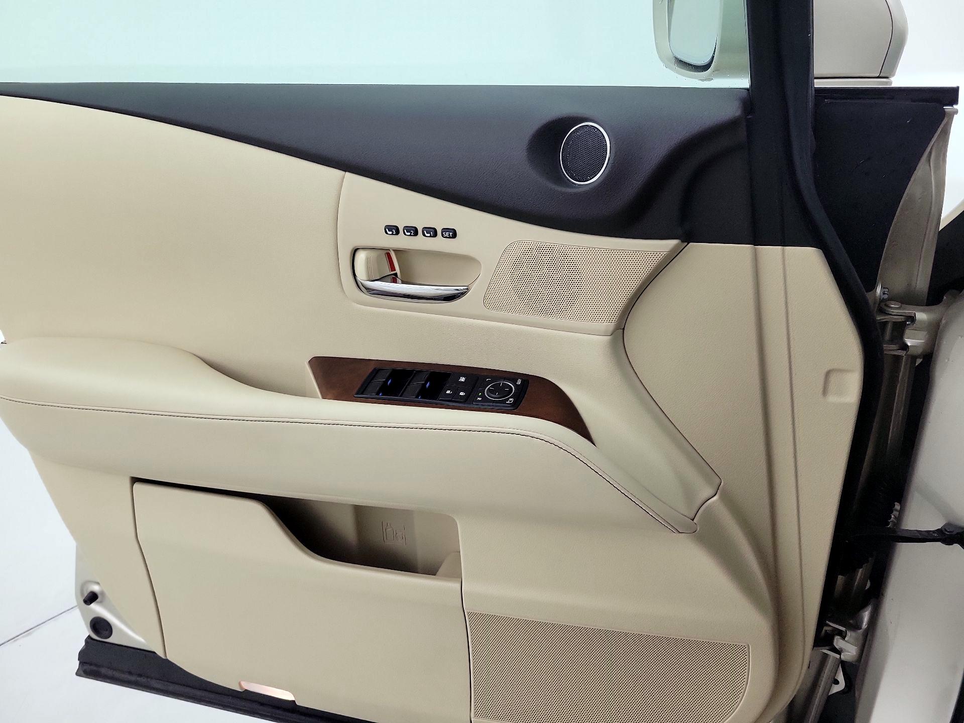 Thumbnail: 2015 Lexus RX - 12