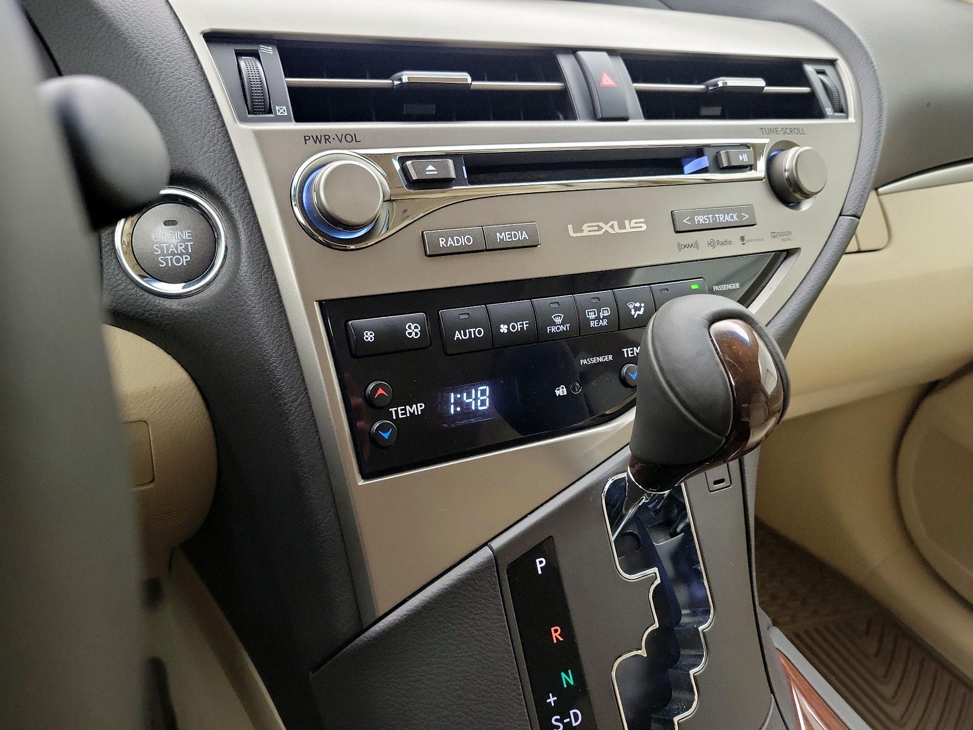 Thumbnail: 2015 Lexus RX - 17