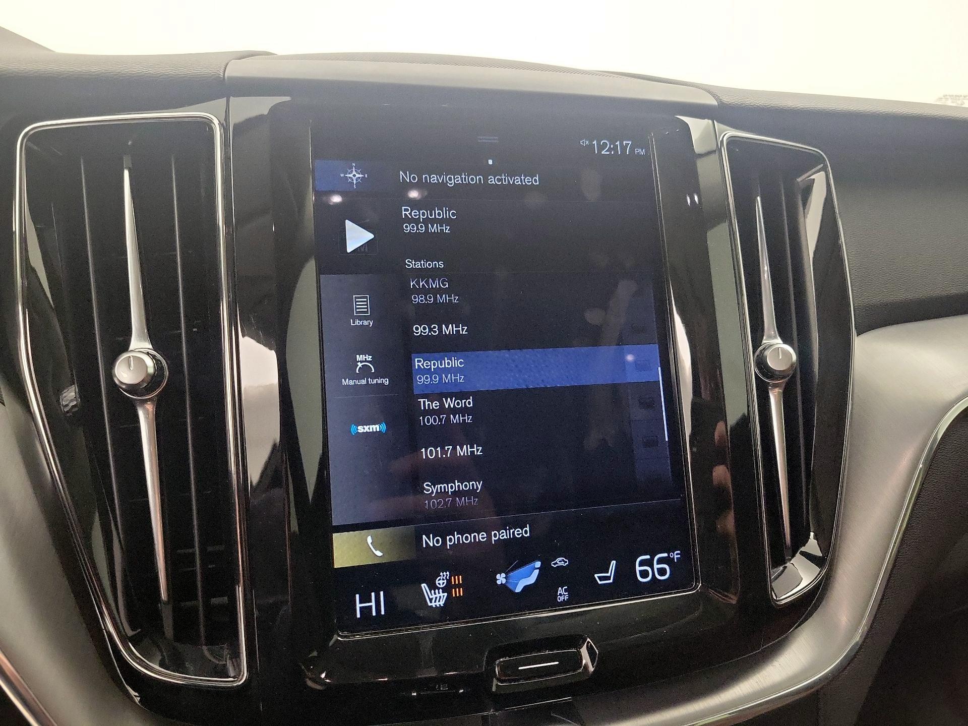 Thumbnail: 2019 Volvo XC60 - 15