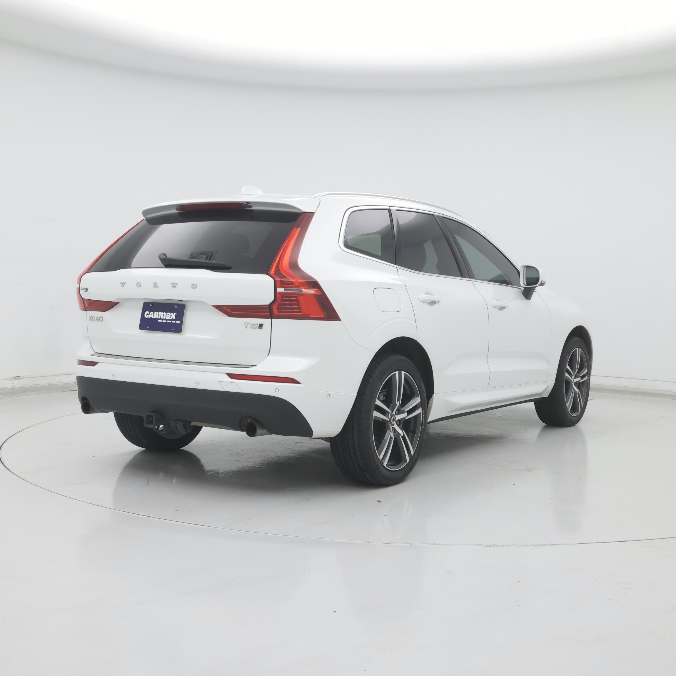 Thumbnail: 2019 Volvo XC60 - 8
