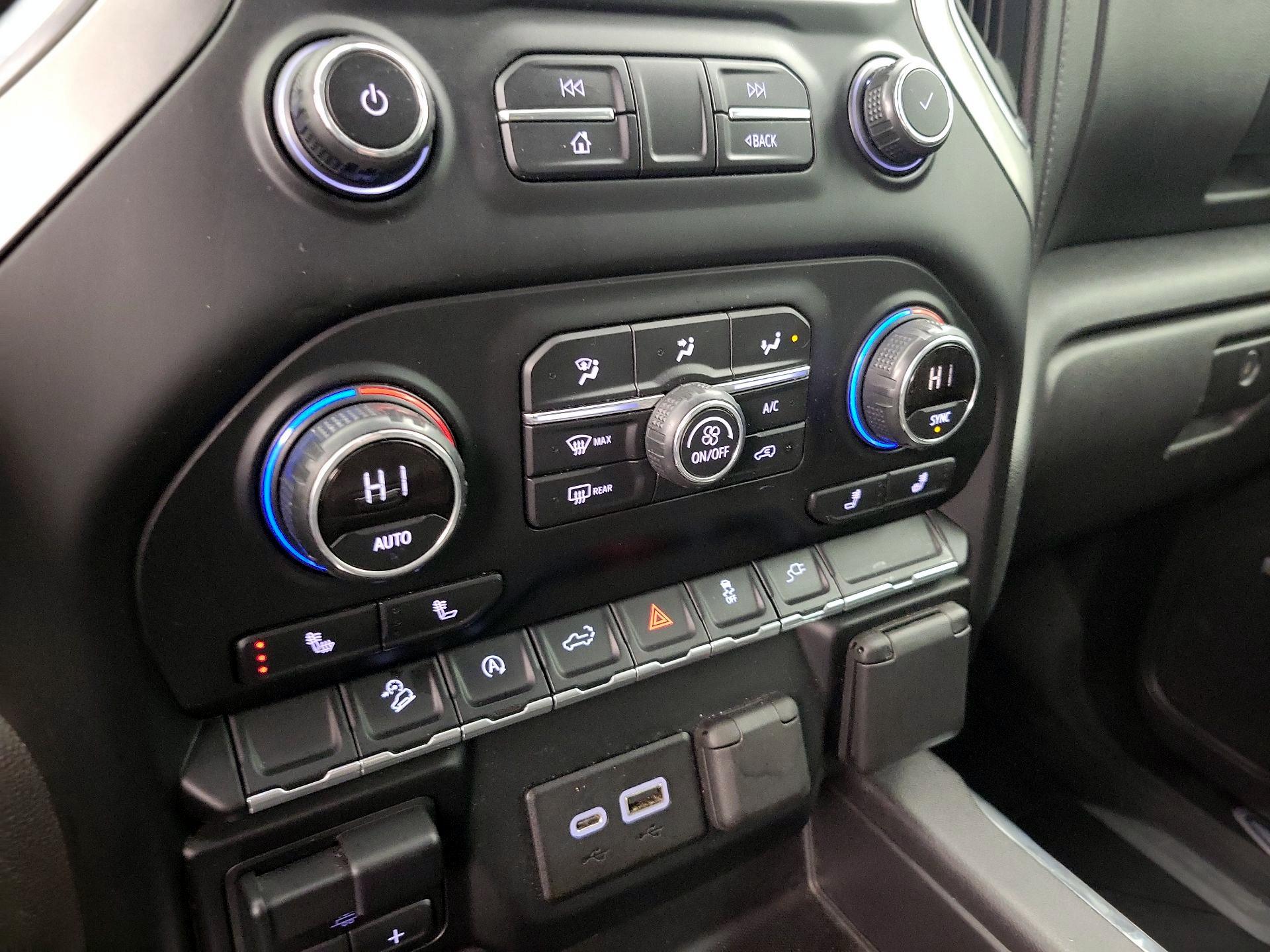 Thumbnail: 2019 Chevrolet Silverado 1500 - 16