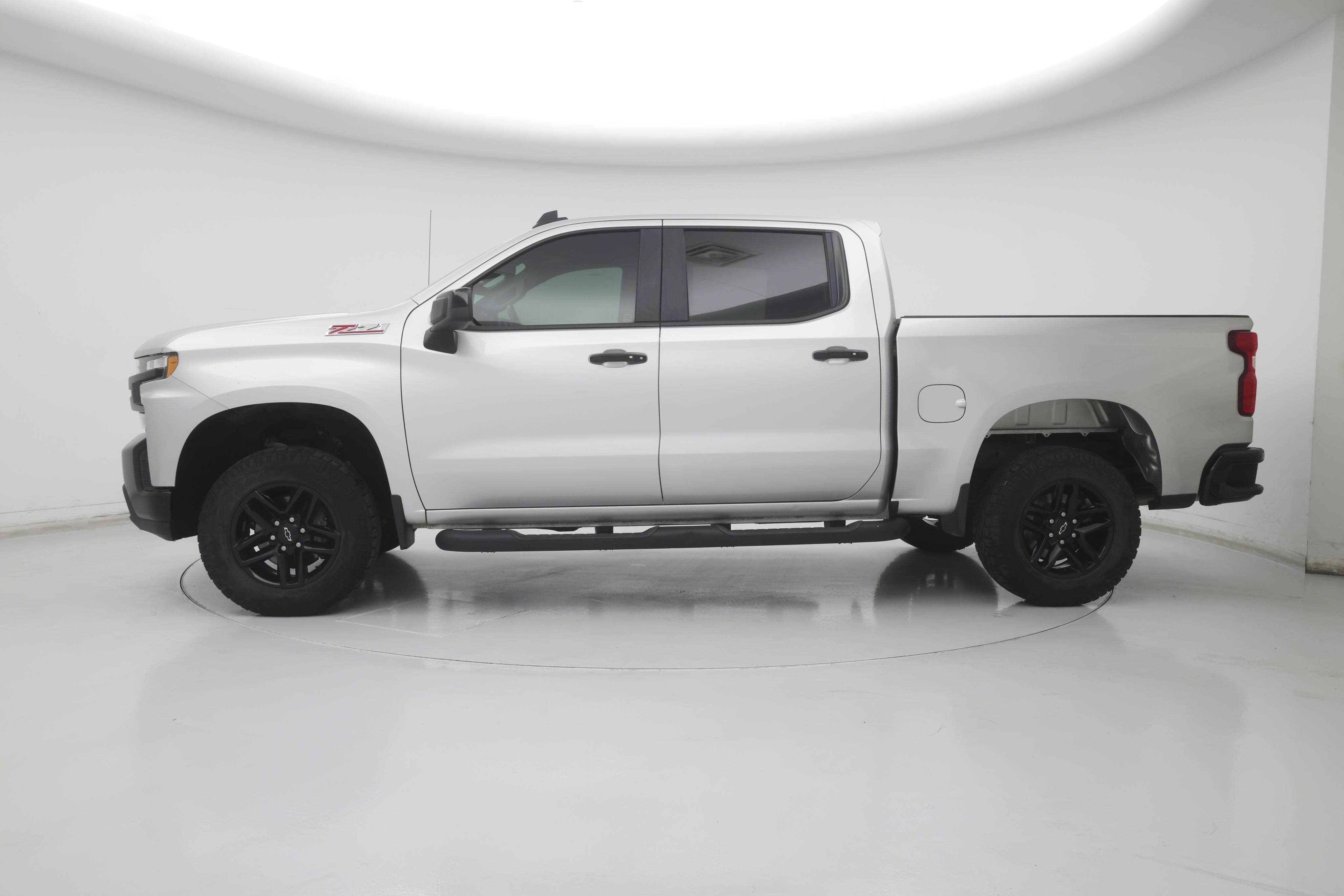 Thumbnail: 2019 Chevrolet Silverado 1500 - 3