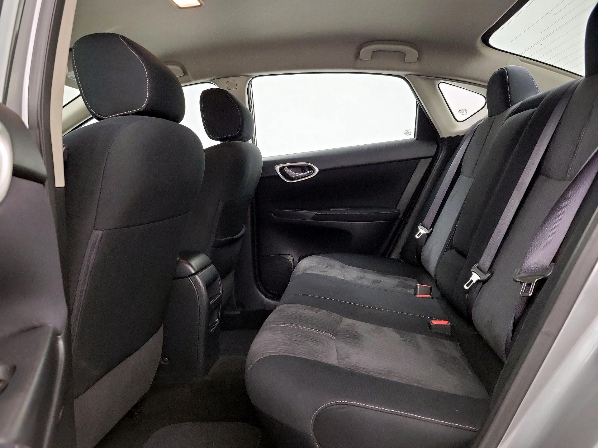 Thumbnail: 2014 Nissan Sentra - 17