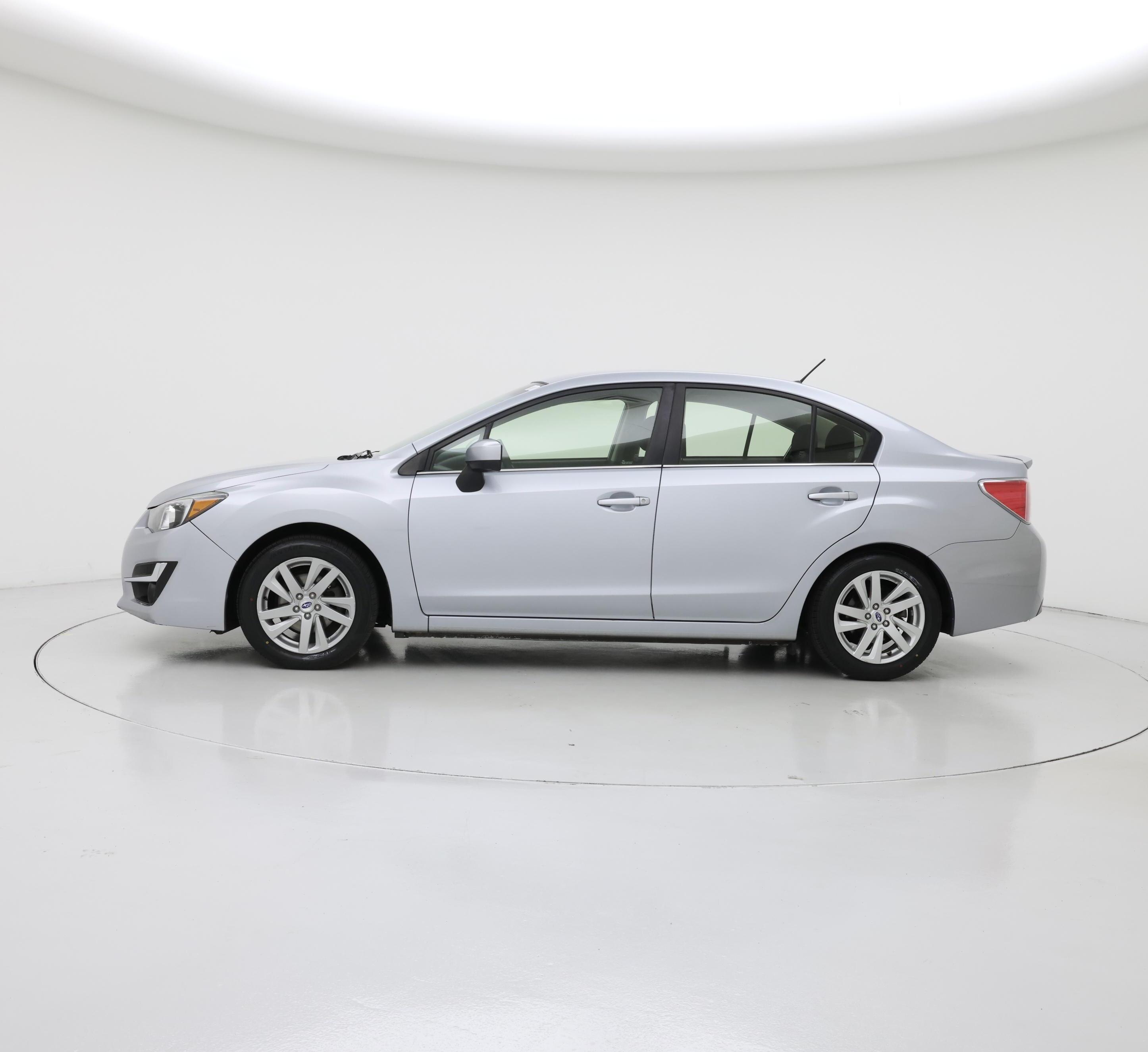 Thumbnail: 2015 Subaru Impreza - 3