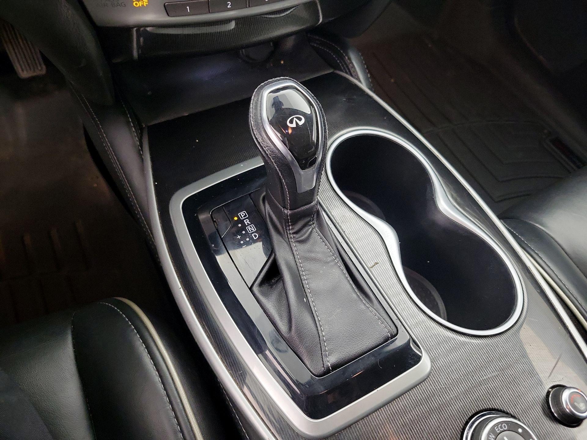 Thumbnail: 2017 INFINITI QX60 - 17