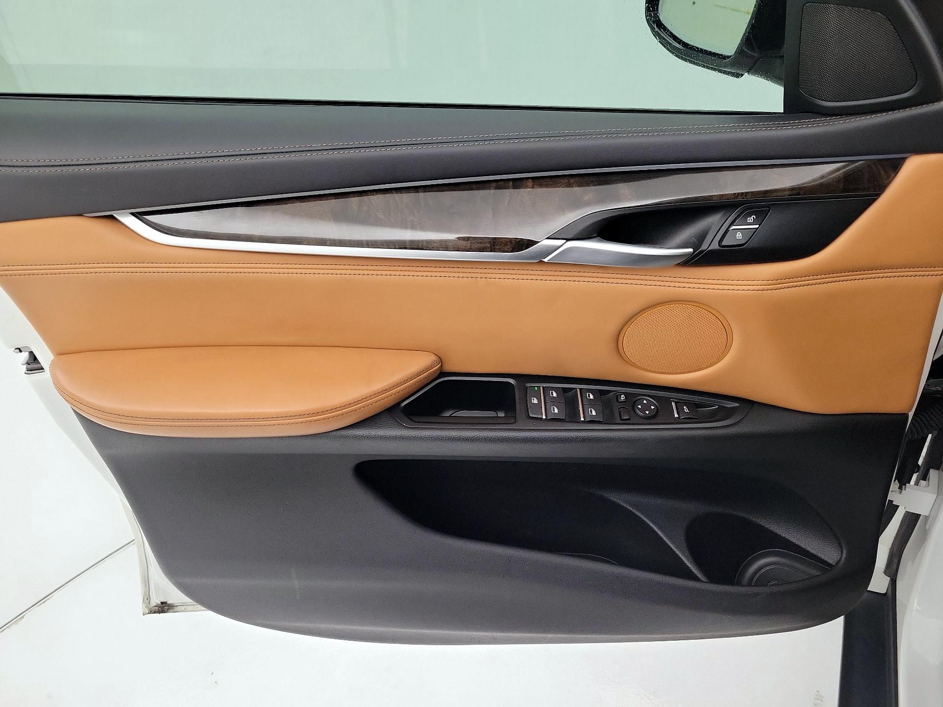 Thumbnail: 2017 BMW X6 - 12