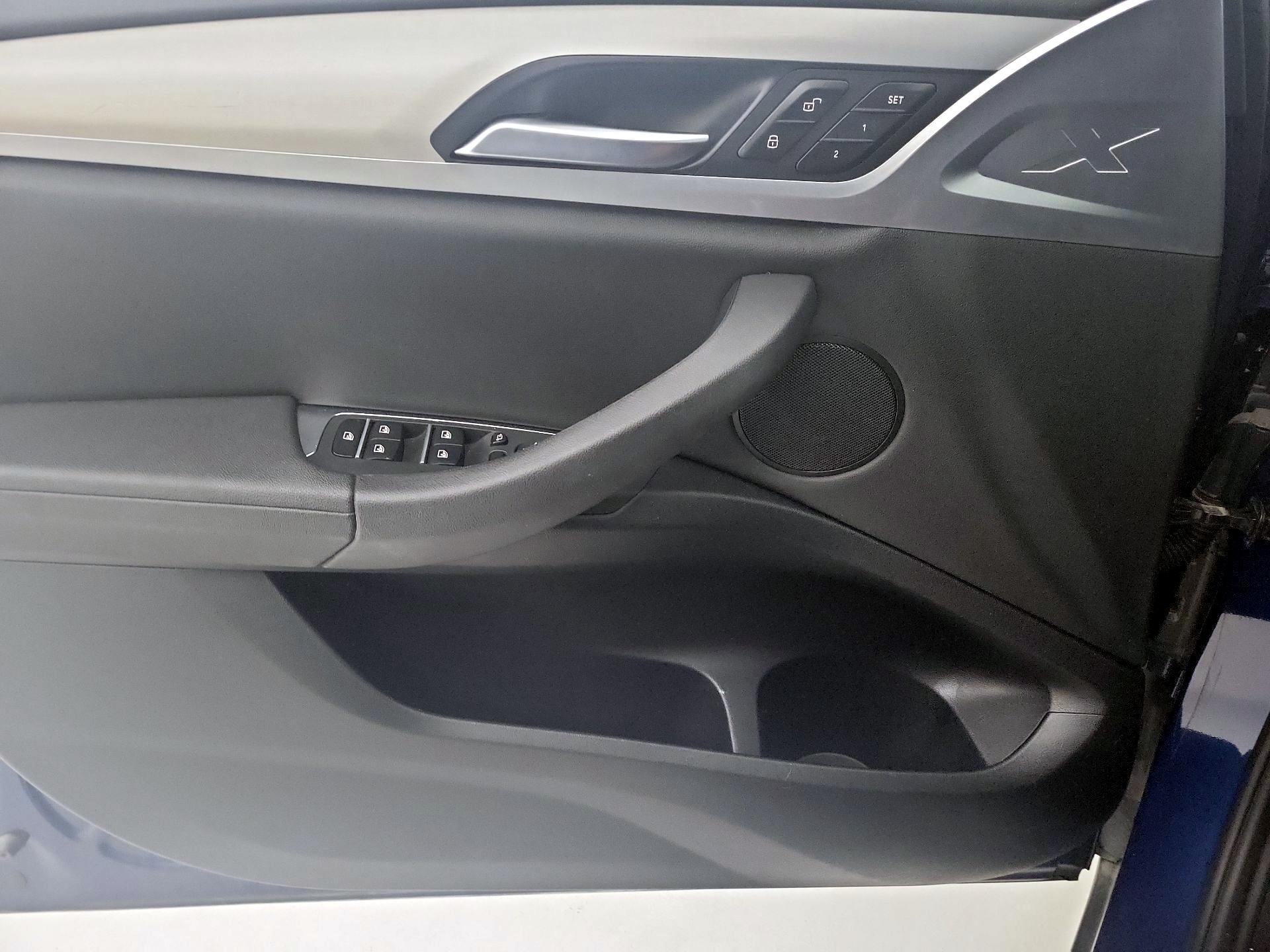 Thumbnail: 2019 BMW X3 - 12