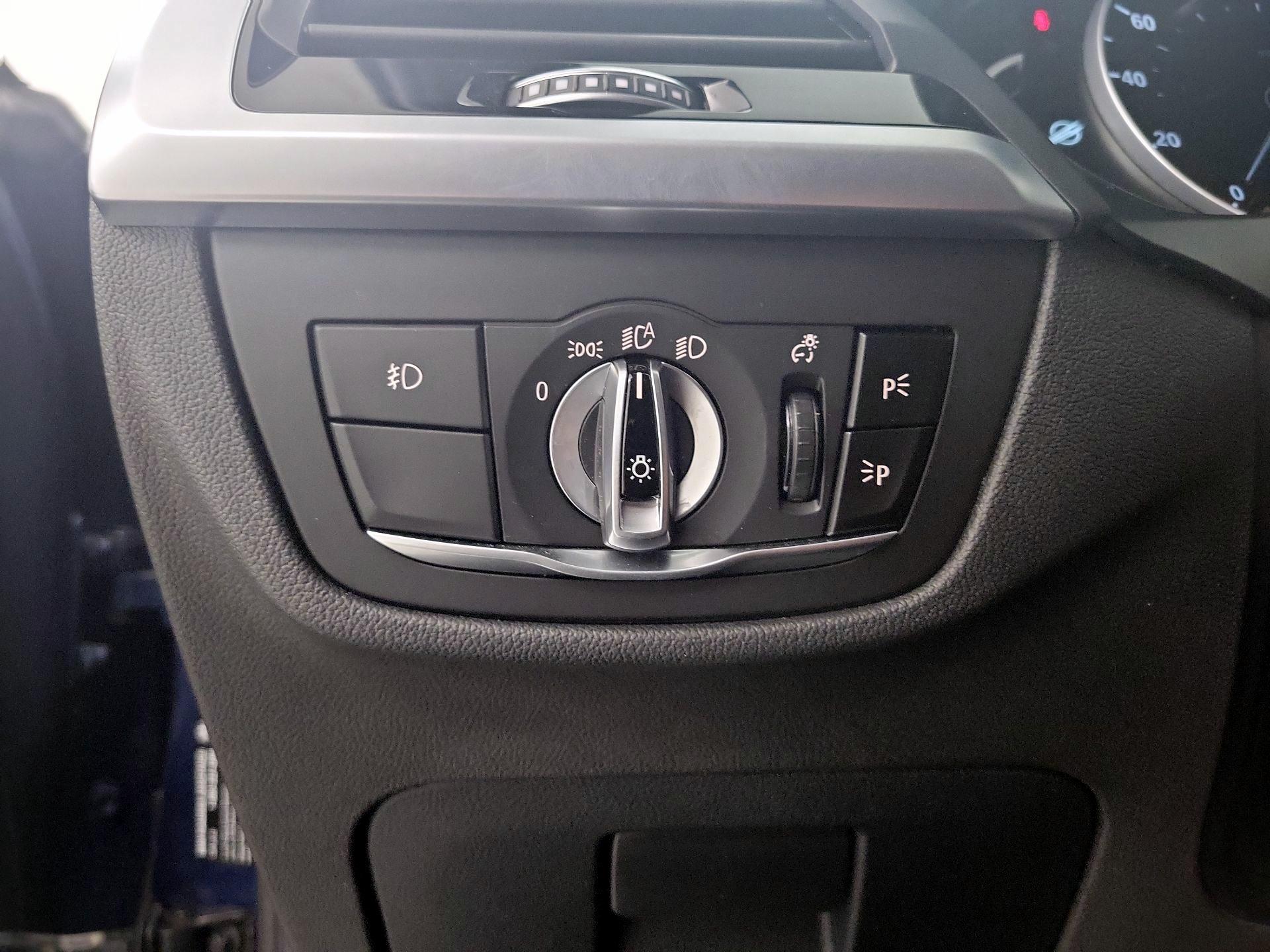 Thumbnail: 2019 BMW X3 - 13