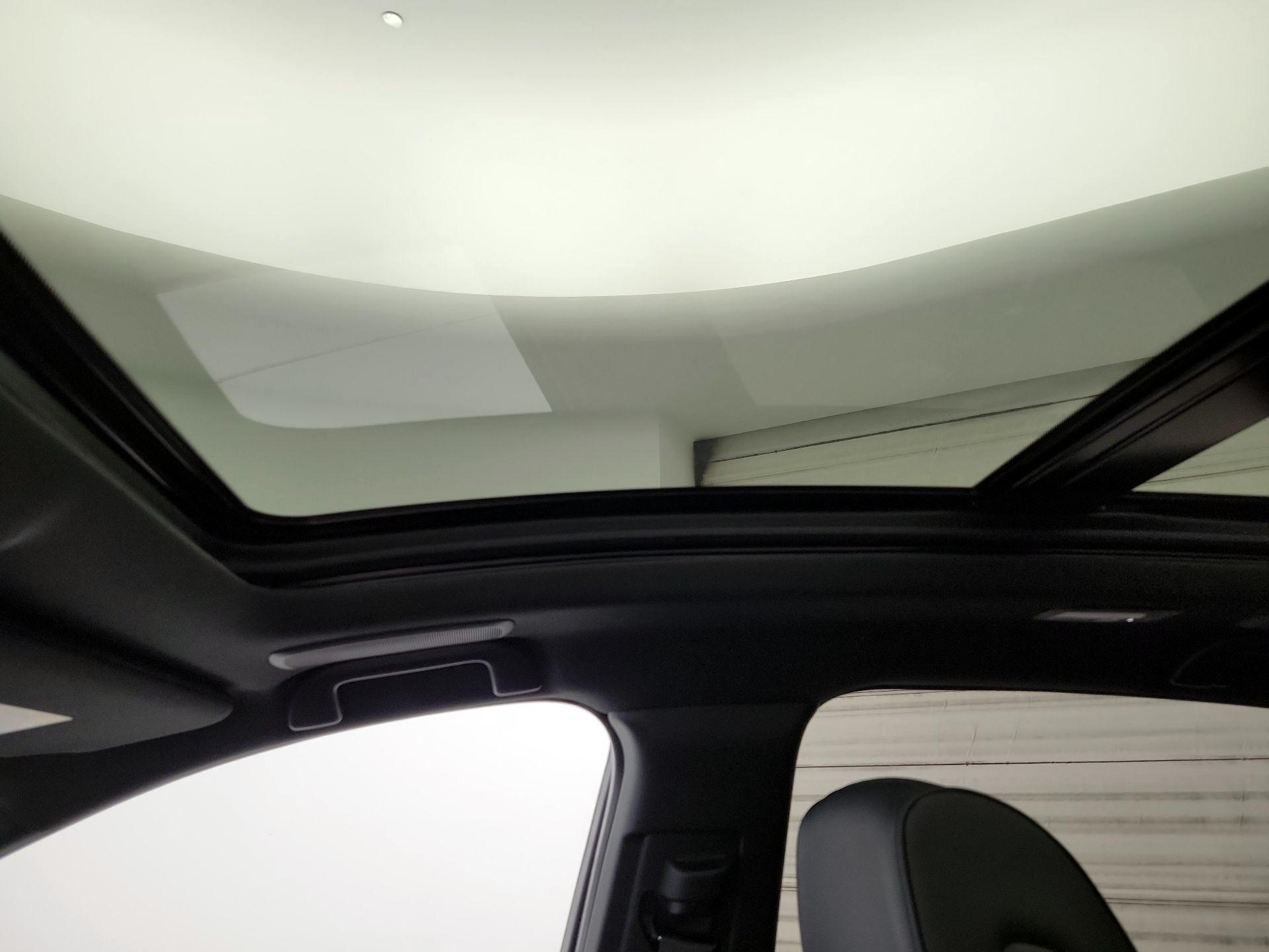 Thumbnail: 2023 Acura RDX - 20