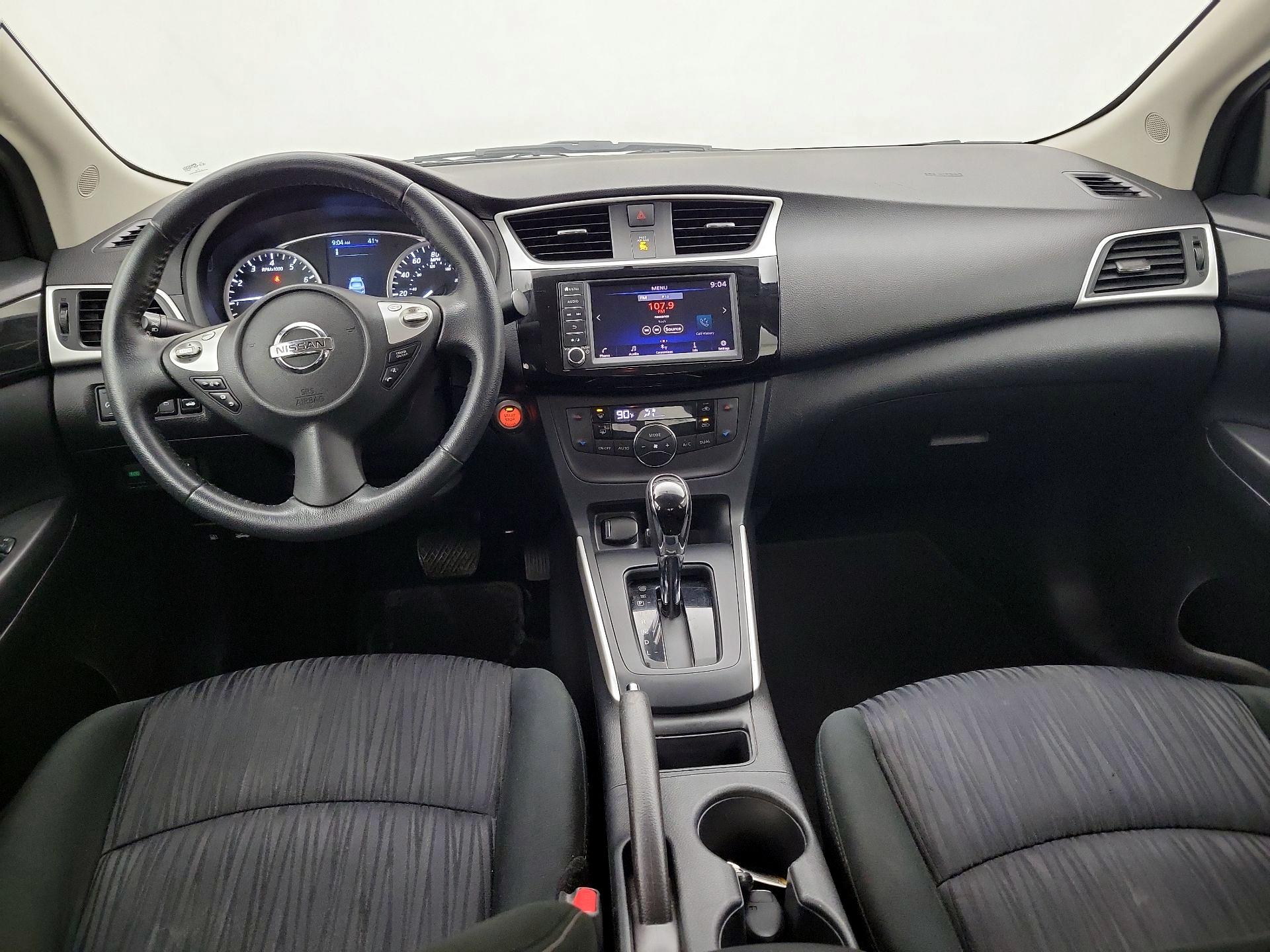 Thumbnail: 2019 Nissan Sentra - 9