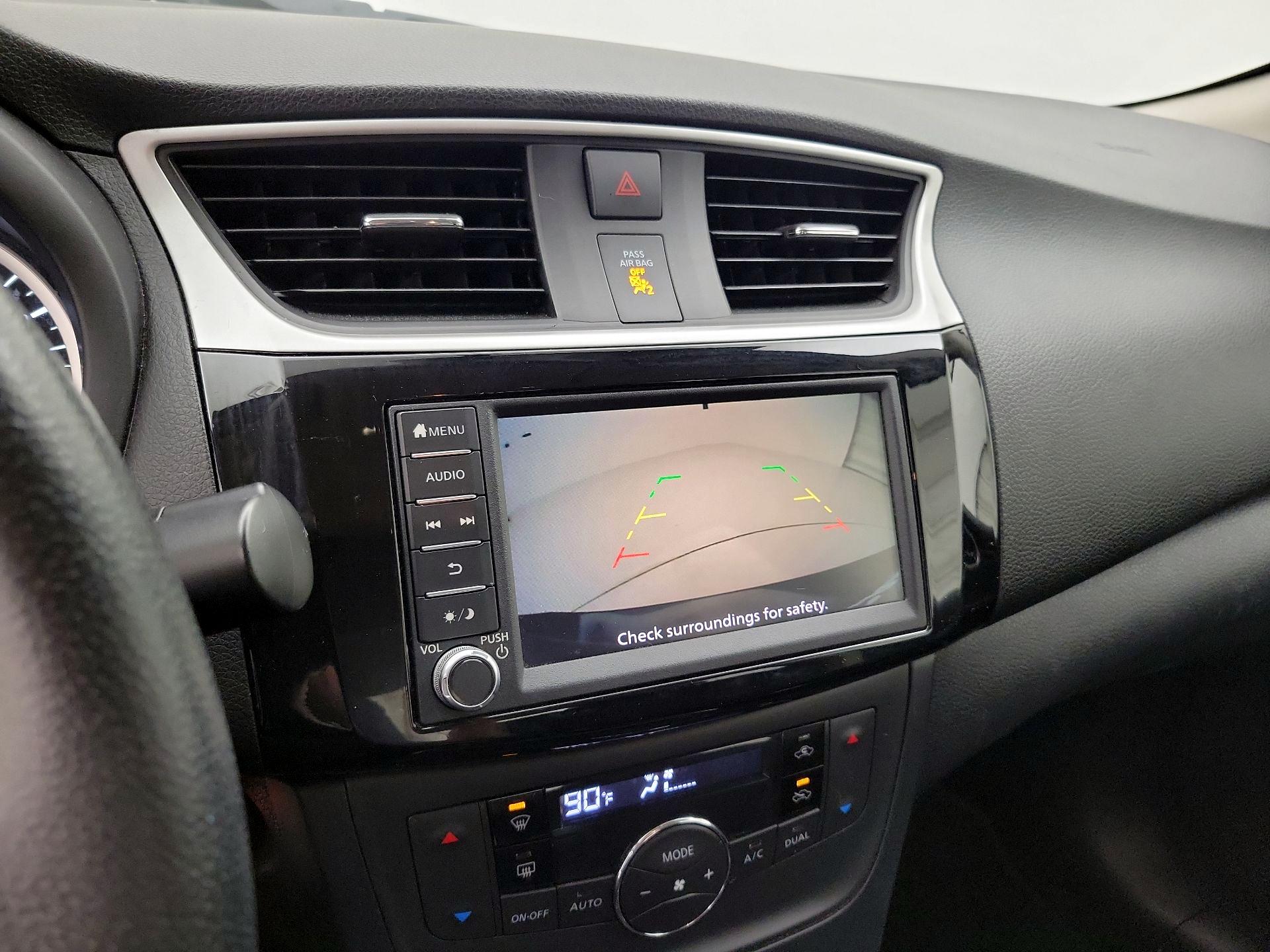 Thumbnail: 2019 Nissan Sentra - 14