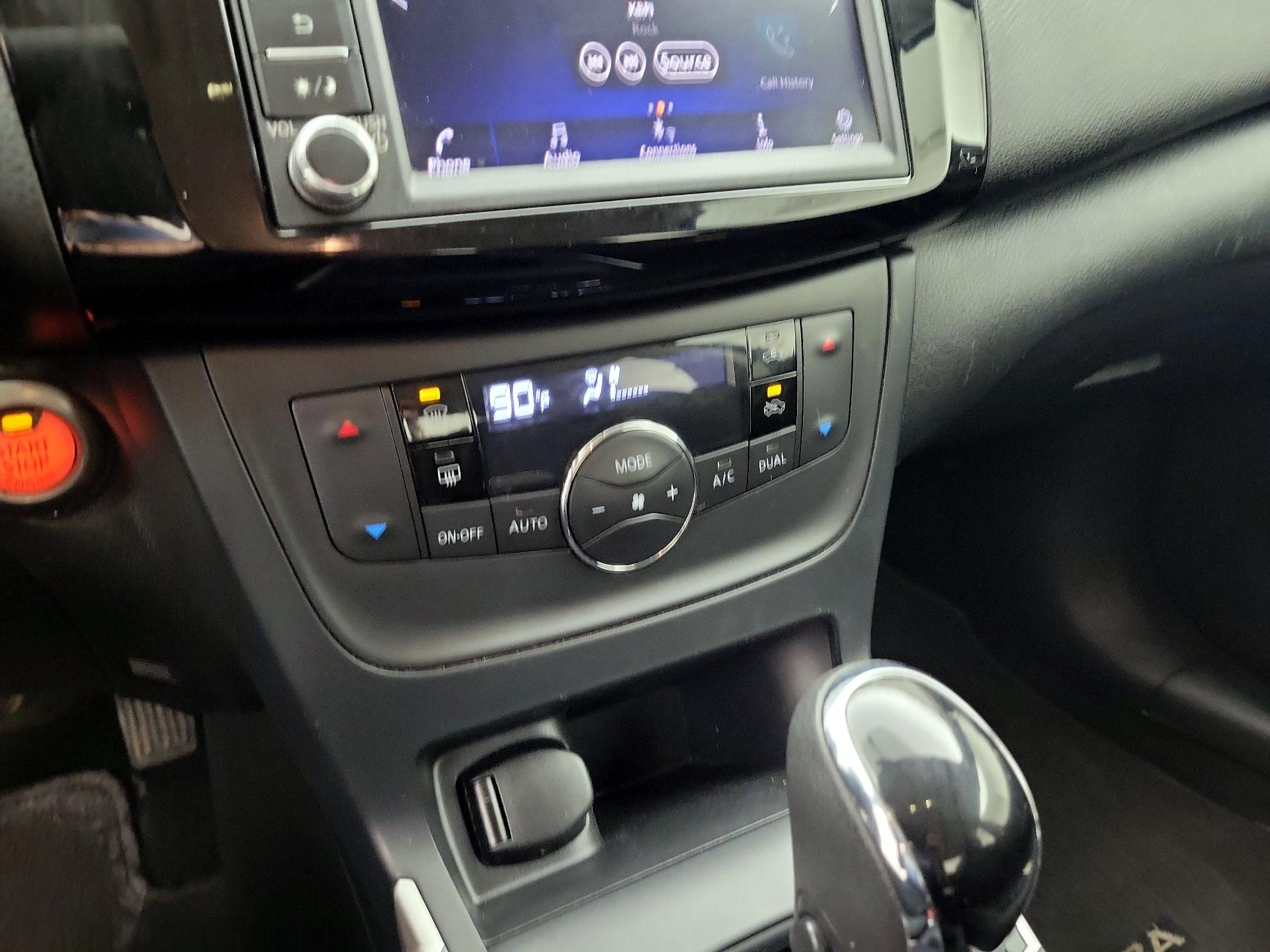 Thumbnail: 2019 Nissan Sentra - 16