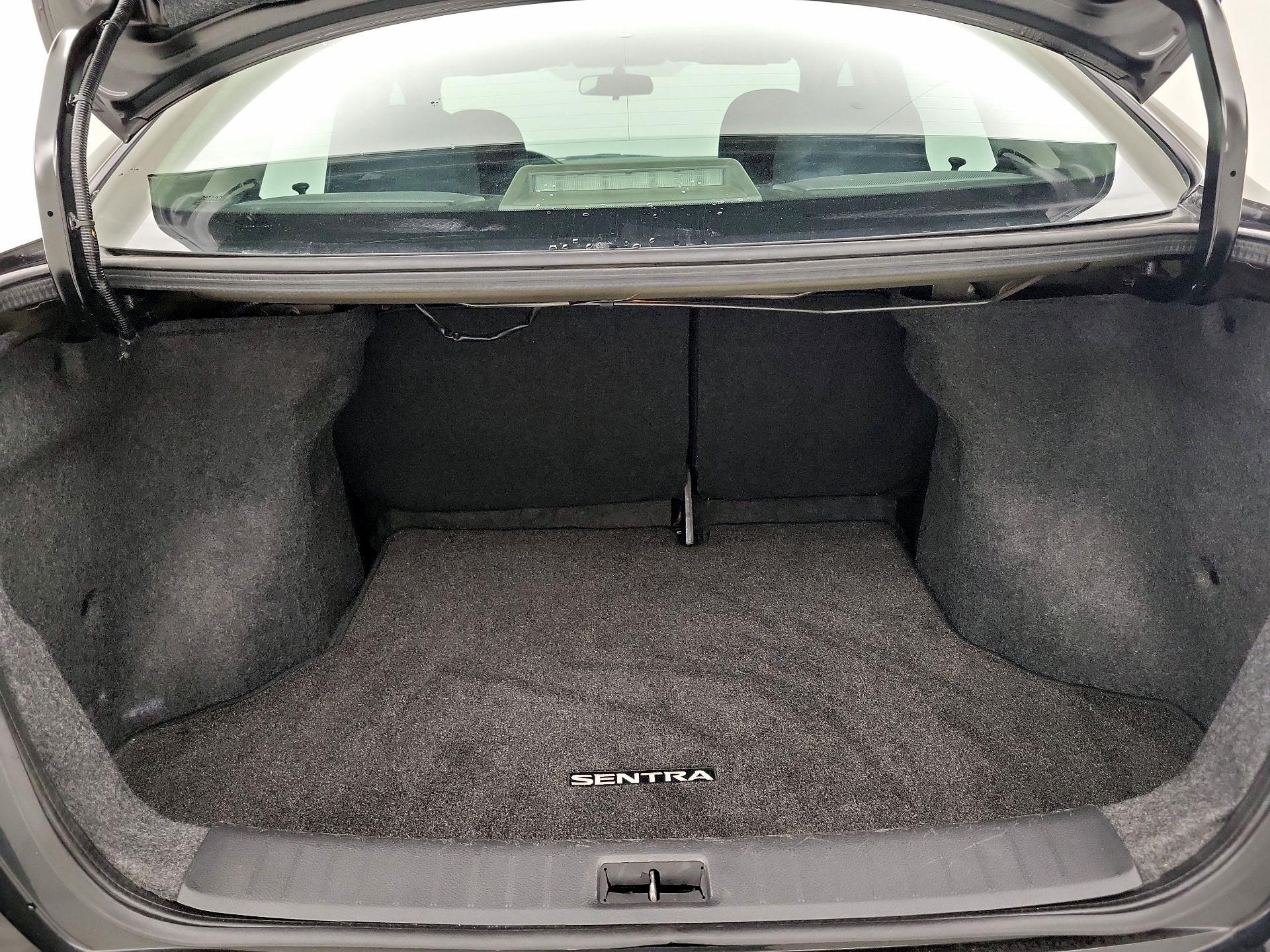 Thumbnail: 2019 Nissan Sentra - 20