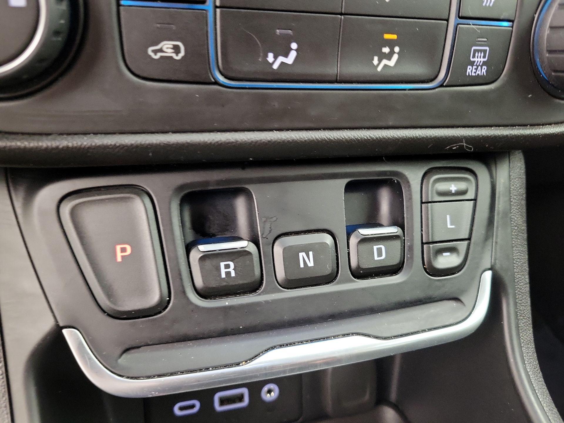 Thumbnail: 2019 GMC Terrain - 17