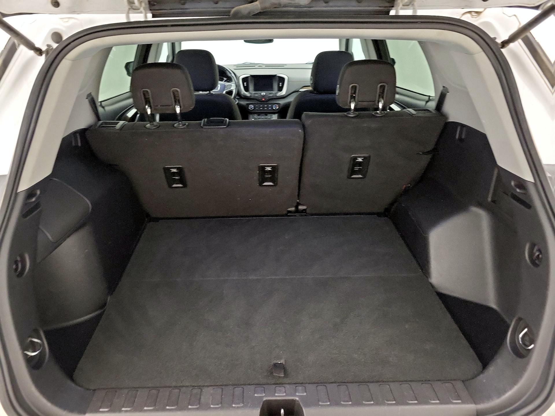 Thumbnail: 2019 GMC Terrain - 20