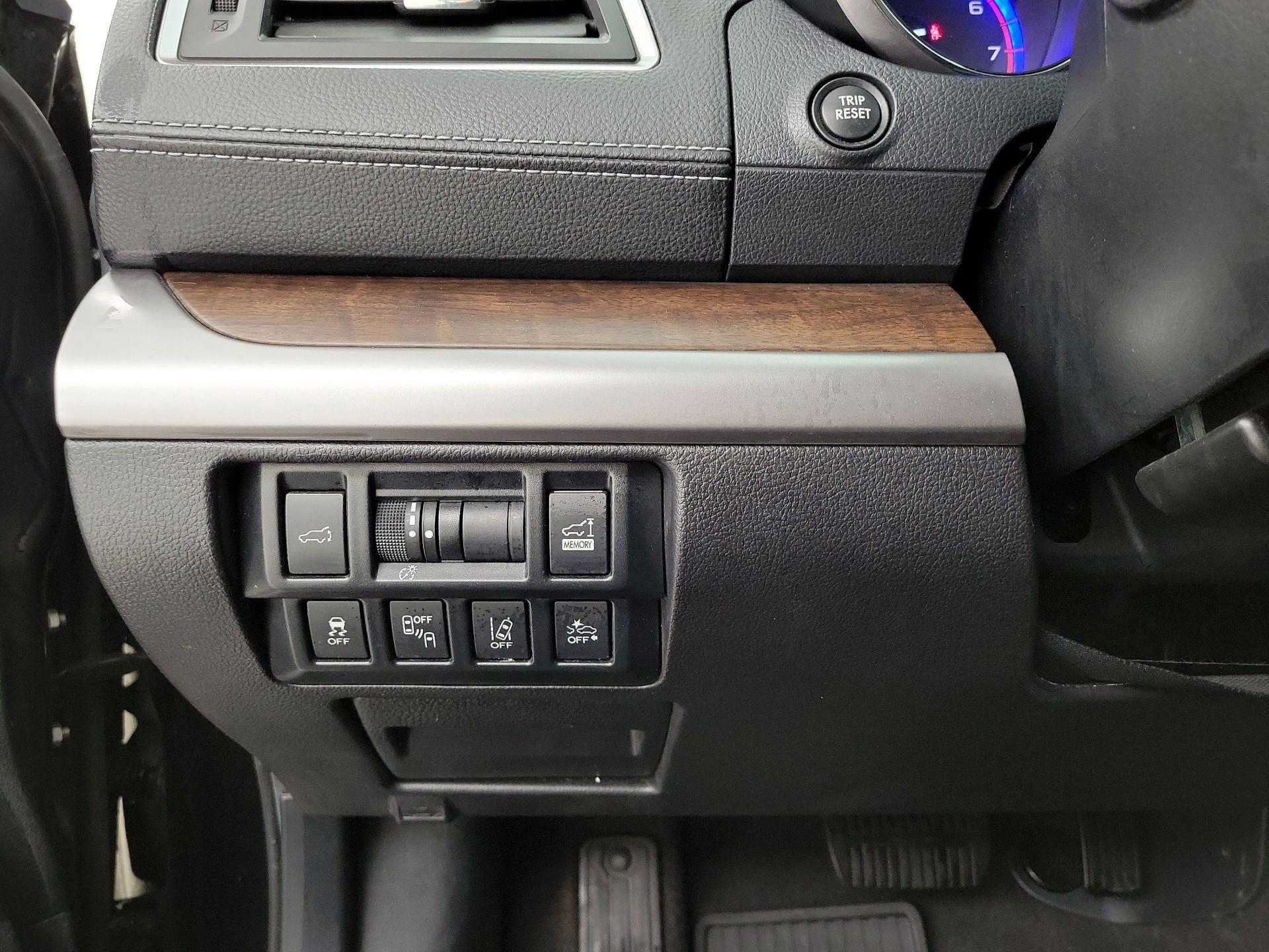 Thumbnail: 2018 Subaru Outback - 13