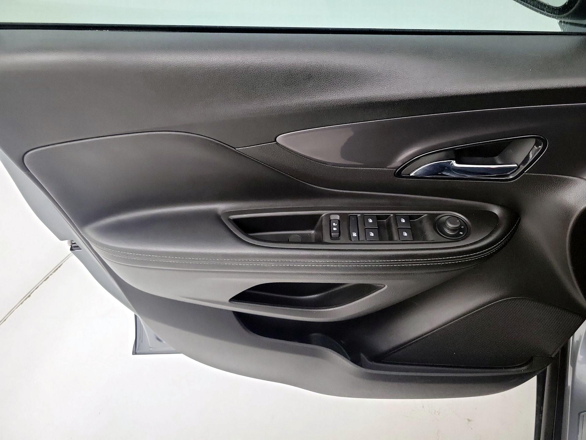 Thumbnail: 2019 Buick Encore - 12