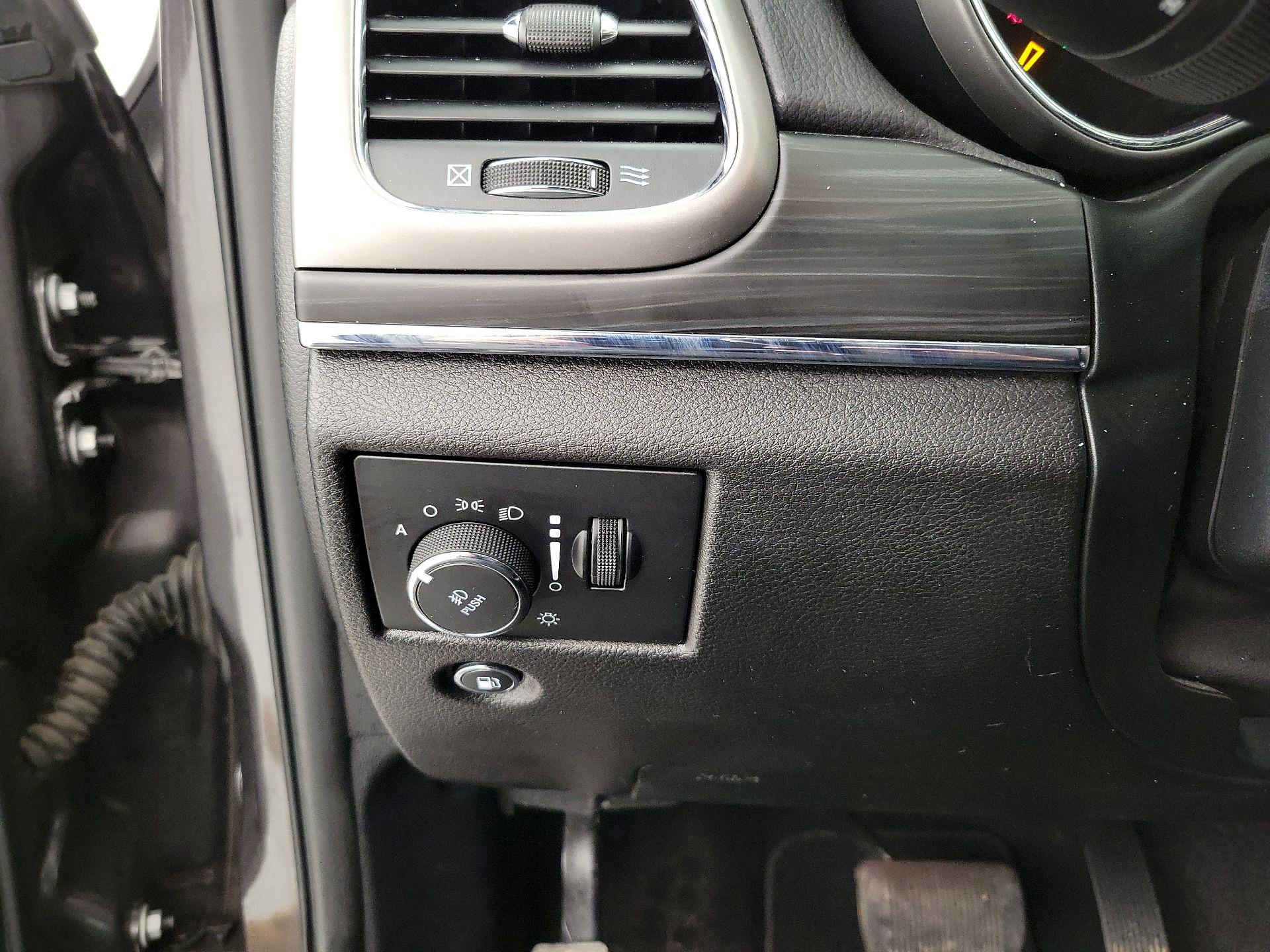 Thumbnail: 2021 Jeep Grand Cherokee - 13