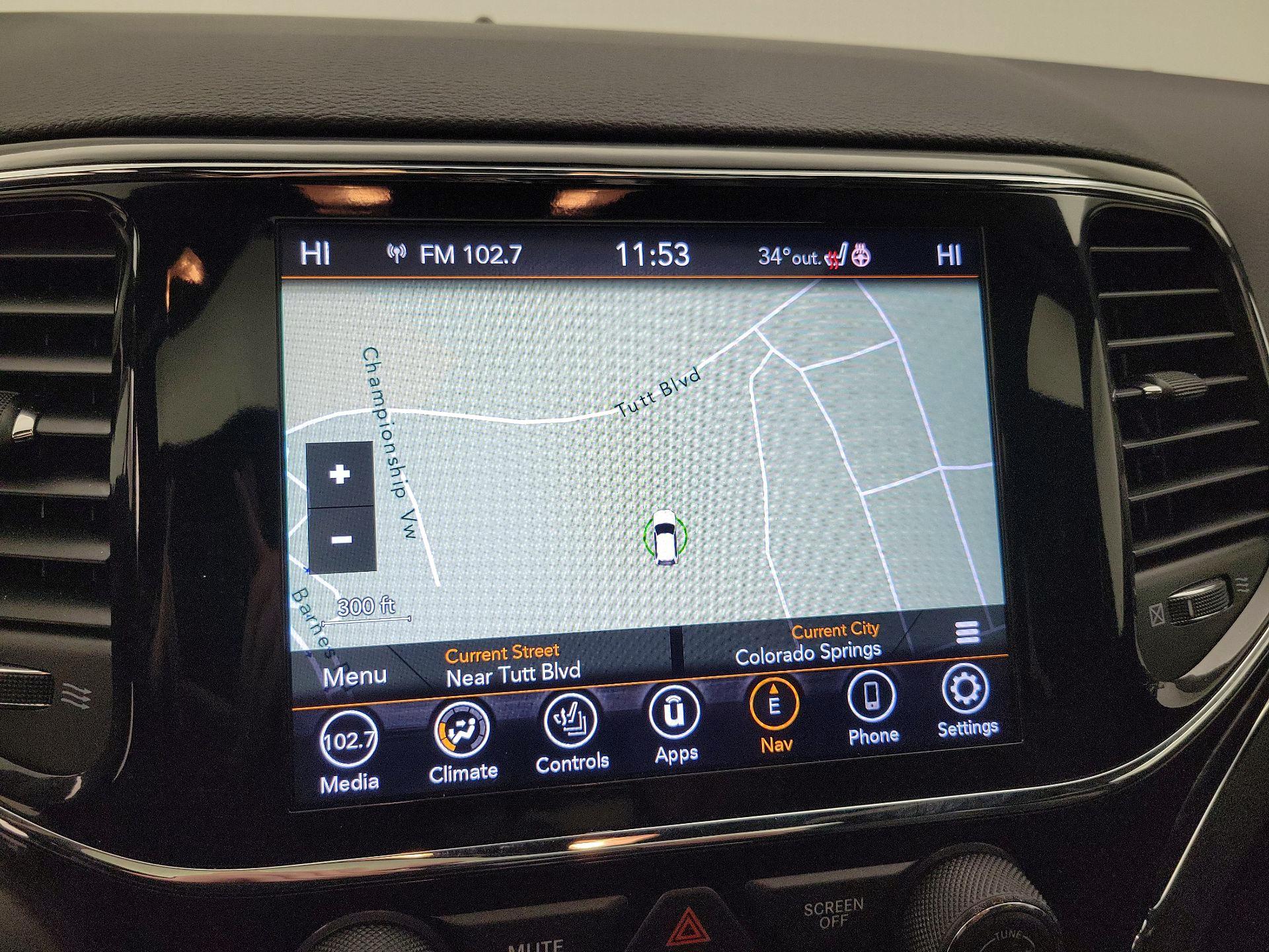 Thumbnail: 2021 Jeep Grand Cherokee - 14