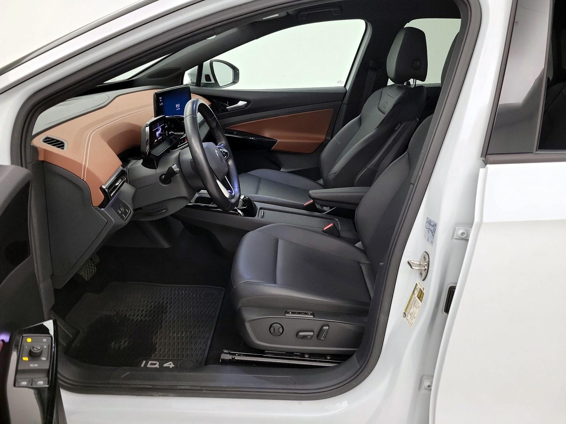 Thumbnail: 2021 Volkswagen ID.4 - 11