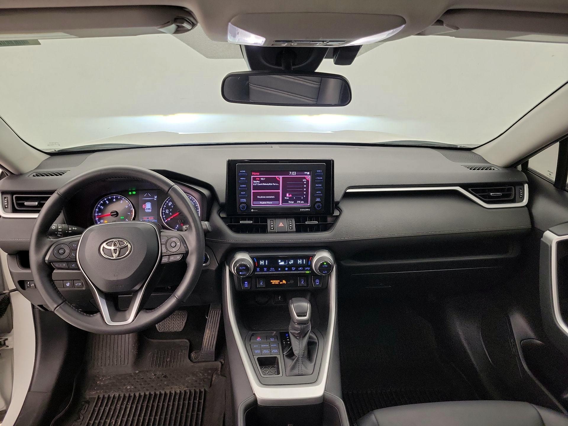 Thumbnail: 2022 Toyota RAV4 - 9