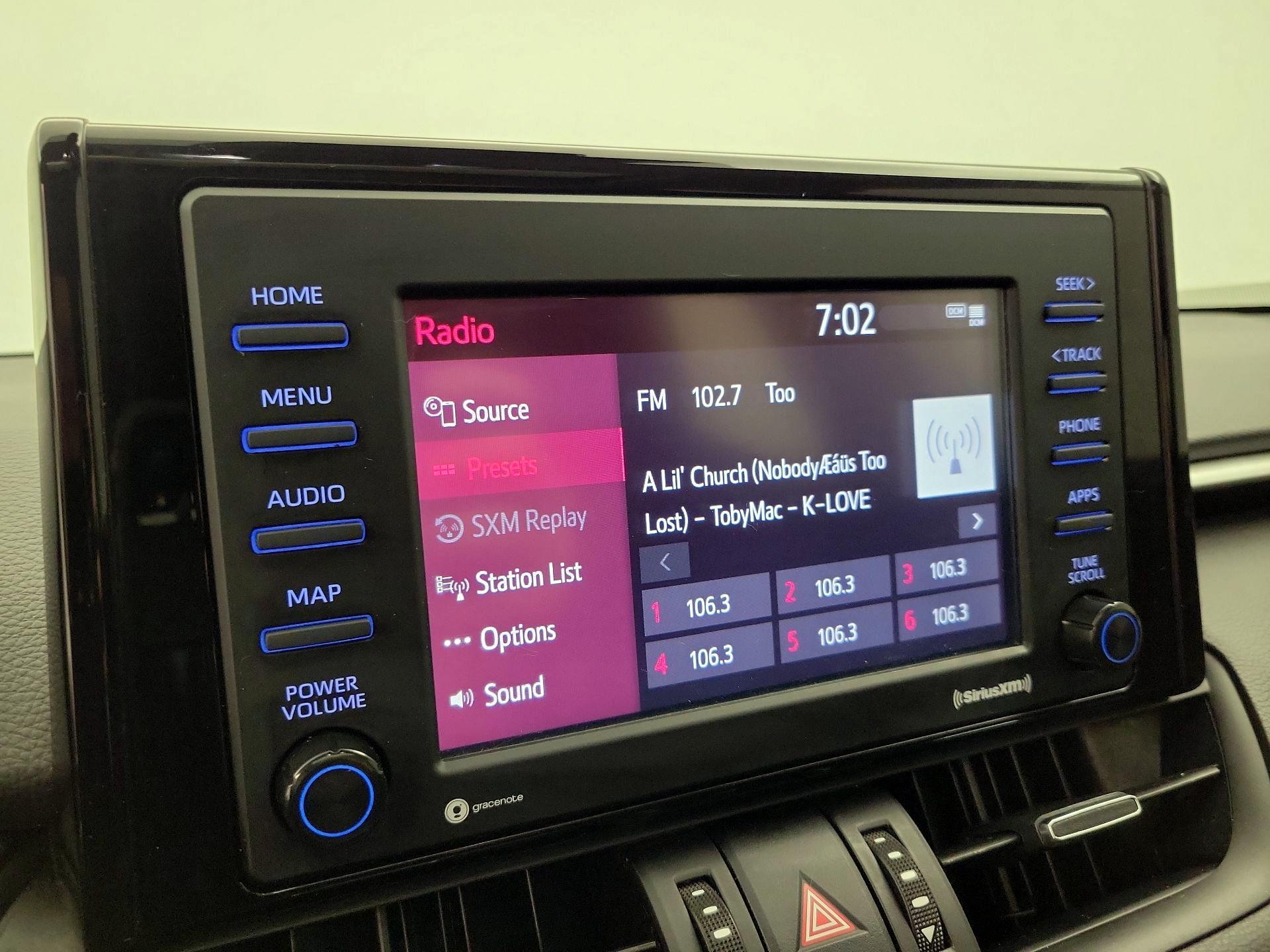 Thumbnail: 2022 Toyota RAV4 - 15