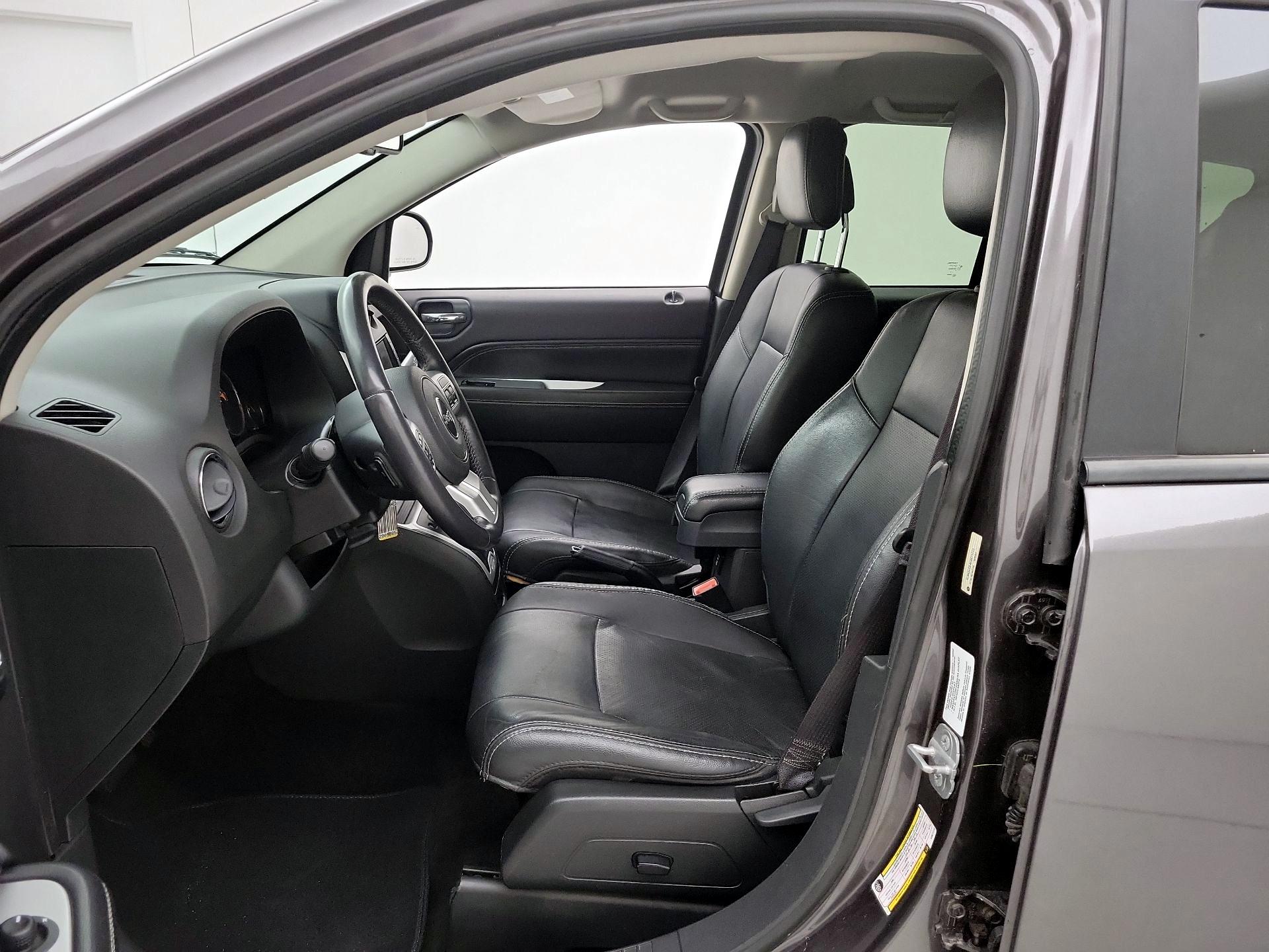 Thumbnail: 2014 Jeep Compass - 11