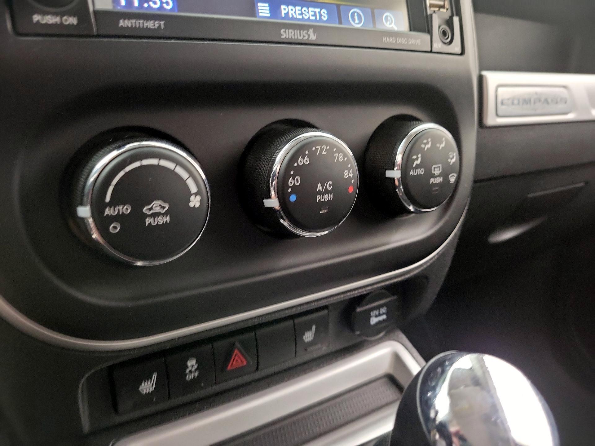 Thumbnail: 2014 Jeep Compass - 15