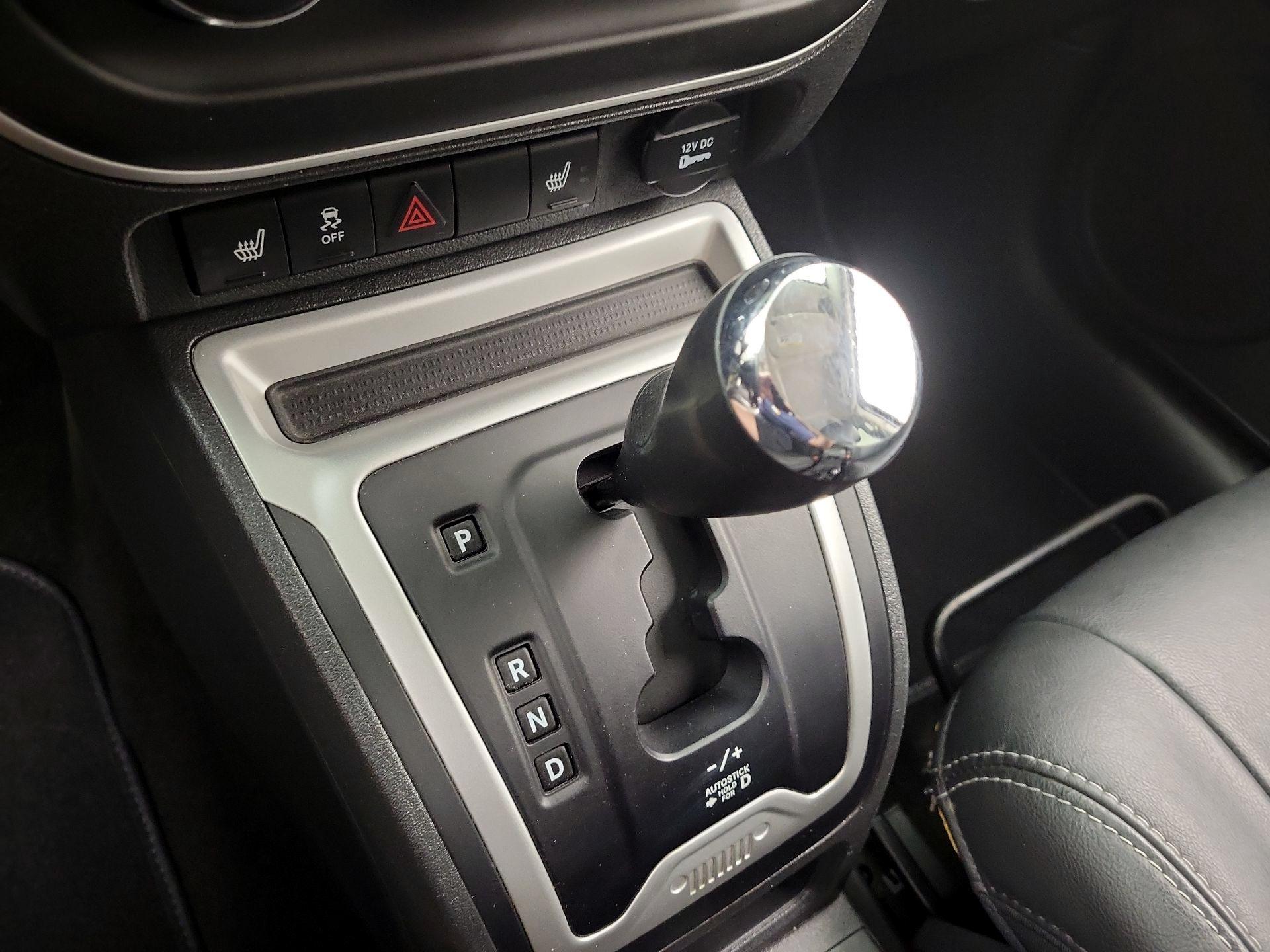 Thumbnail: 2014 Jeep Compass - 16