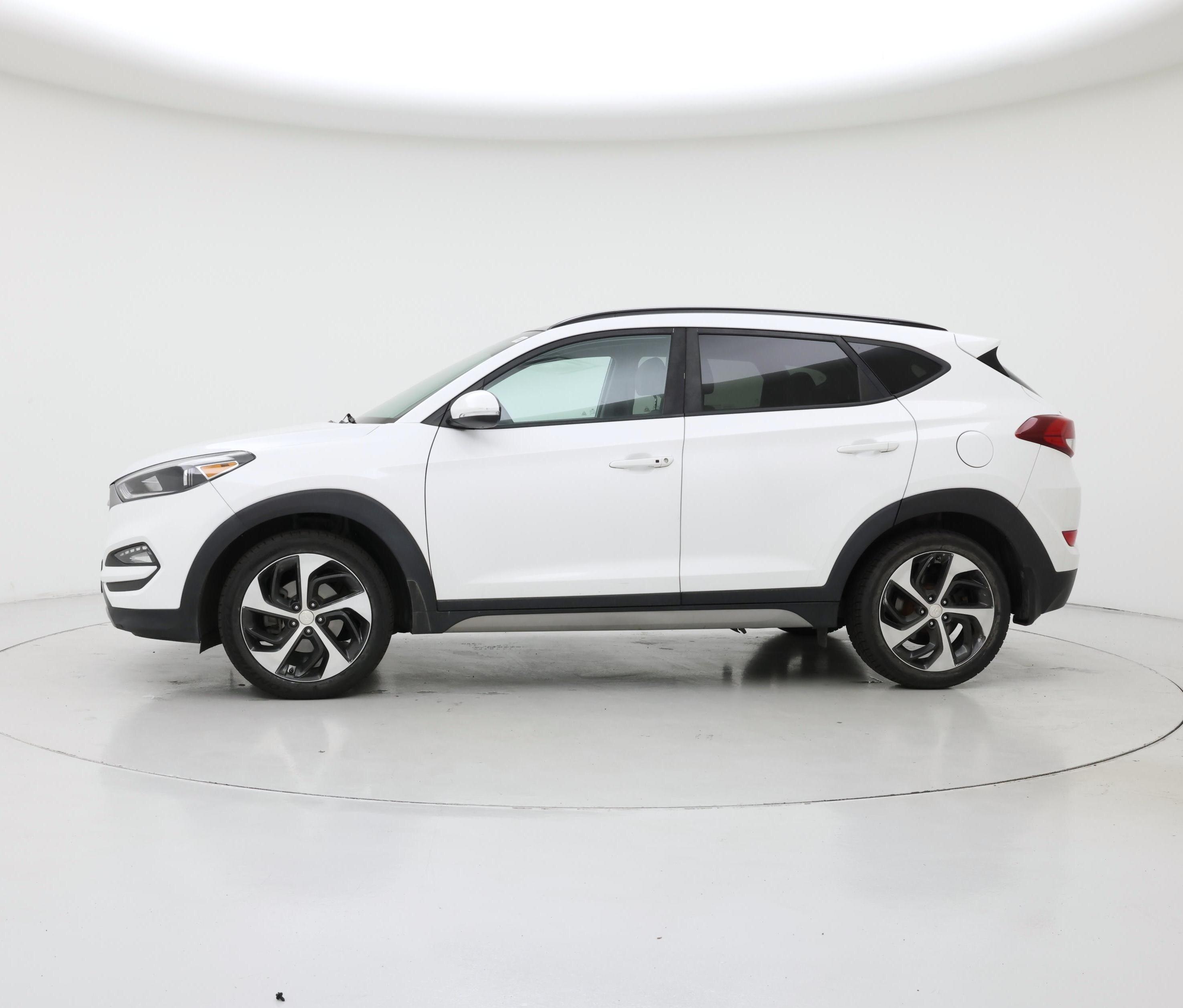 Thumbnail: 2018 Hyundai Tucson - 3