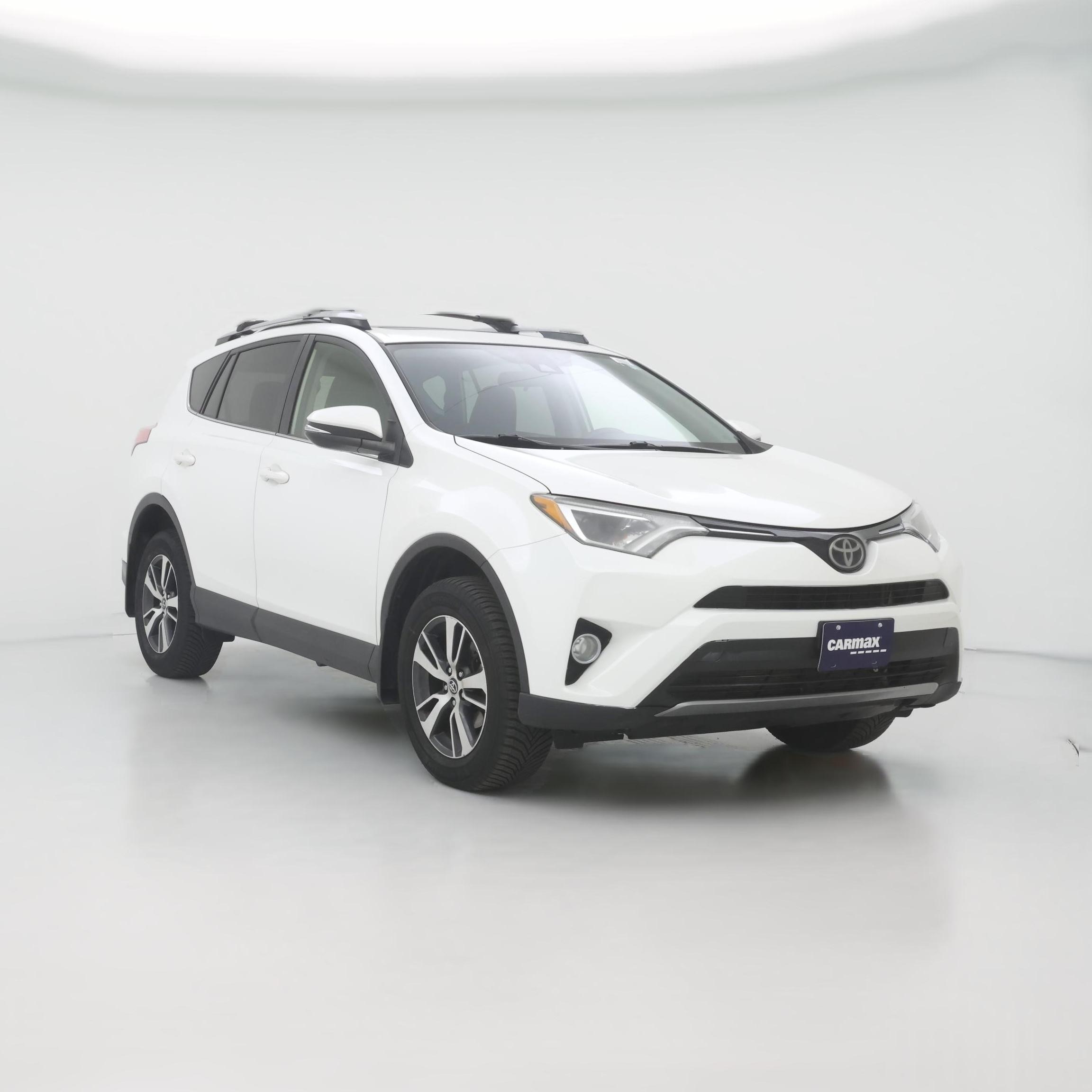 Thumbnail: 2018 Toyota RAV4 - 1