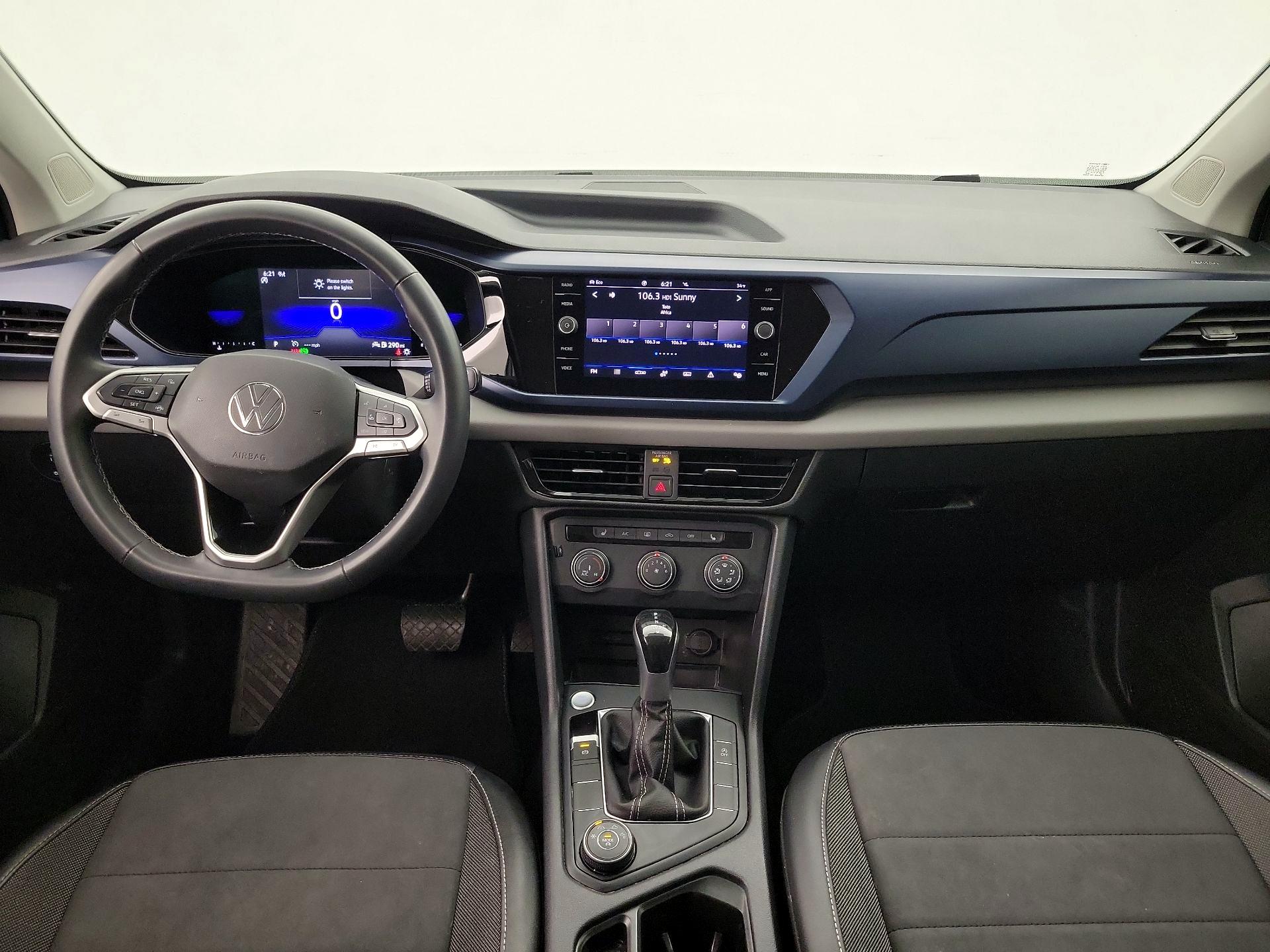 Thumbnail: 2022 Volkswagen Taos - 9