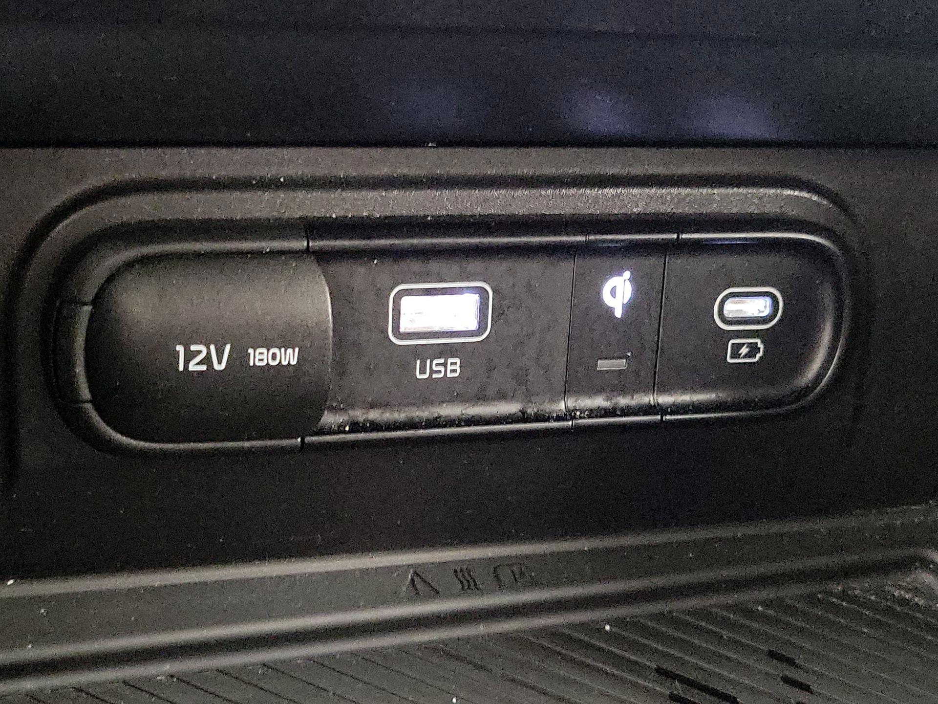 Thumbnail: 2023 Kia Sportage - 19