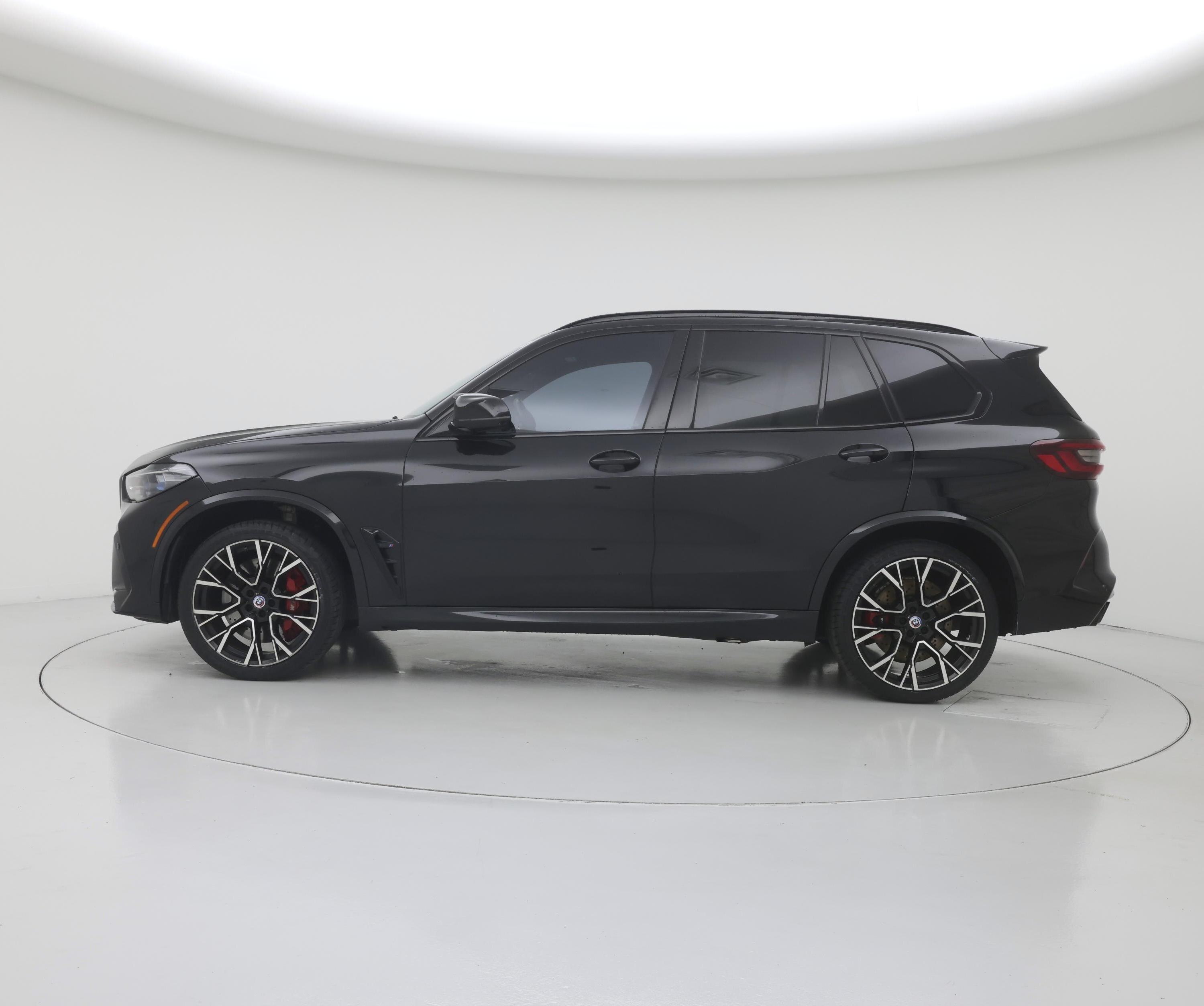 Thumbnail: 2022 BMW X5 - 3