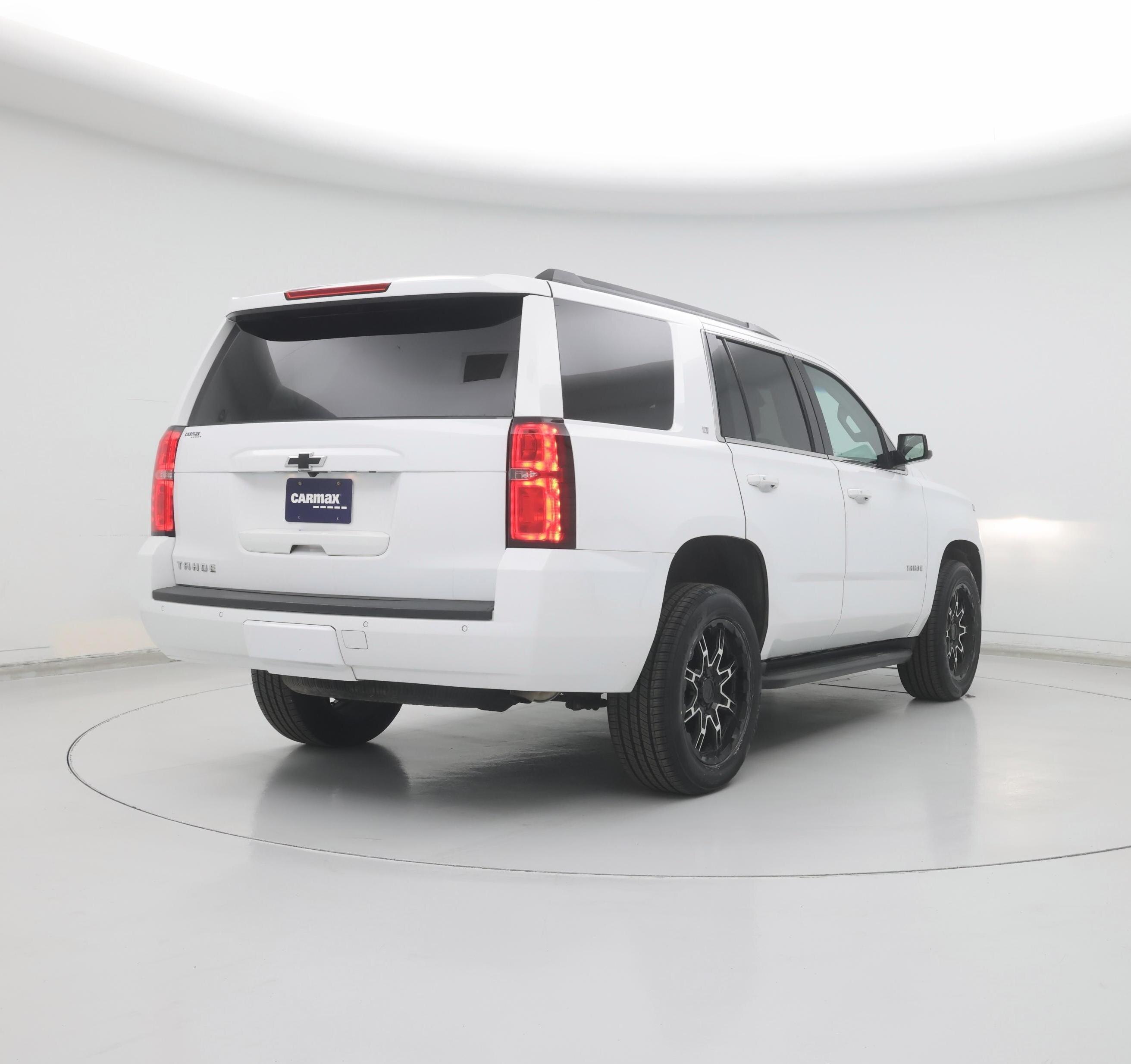 Thumbnail: 2019 Chevrolet Tahoe - 8