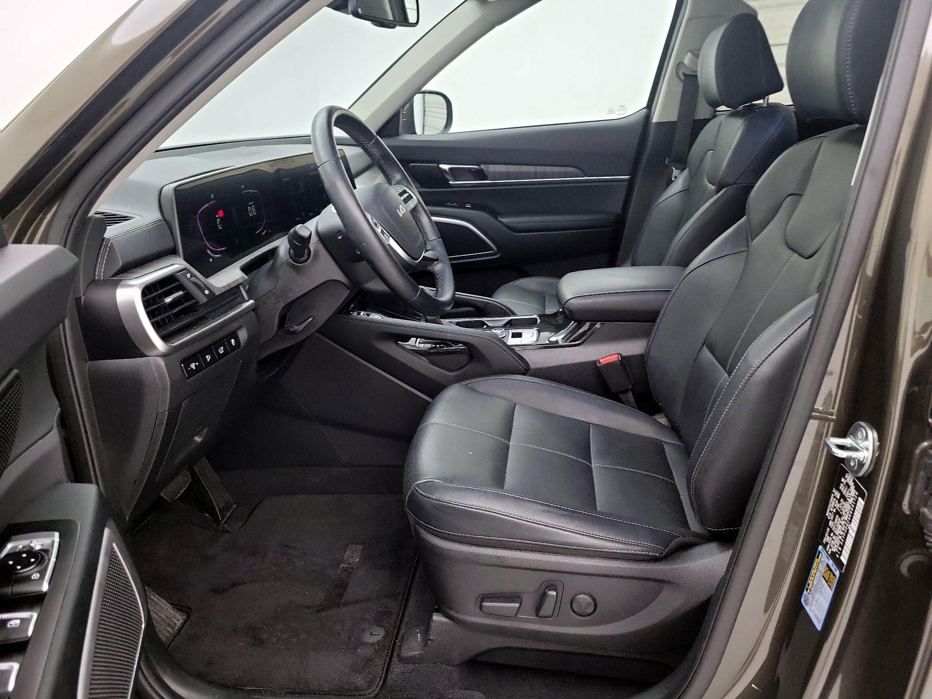 Thumbnail: 2024 Kia Telluride - 11