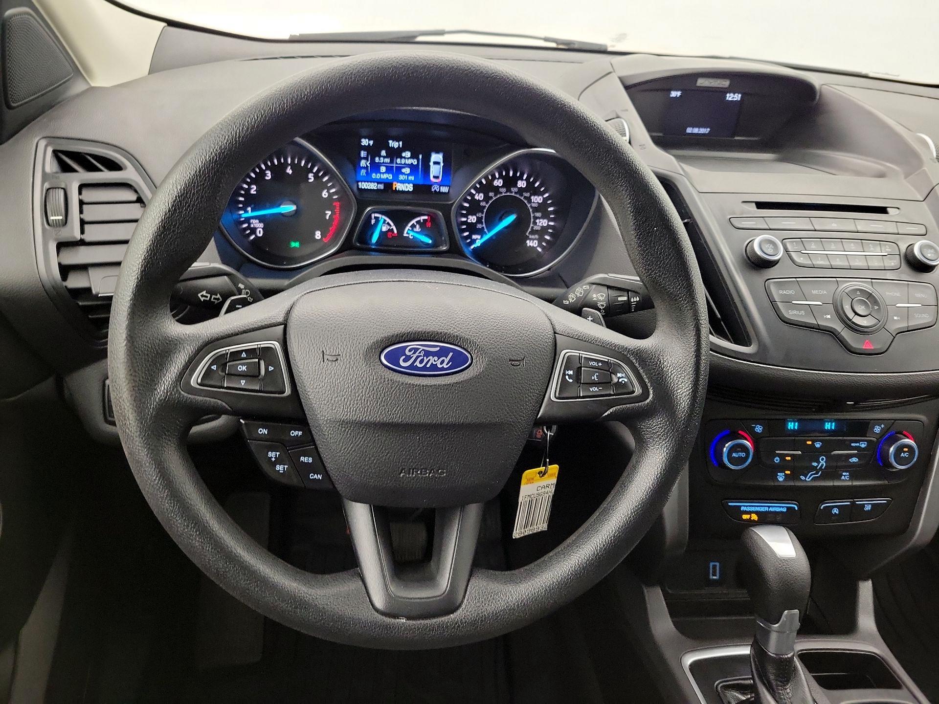 Thumbnail: 2017 Ford Escape - 10