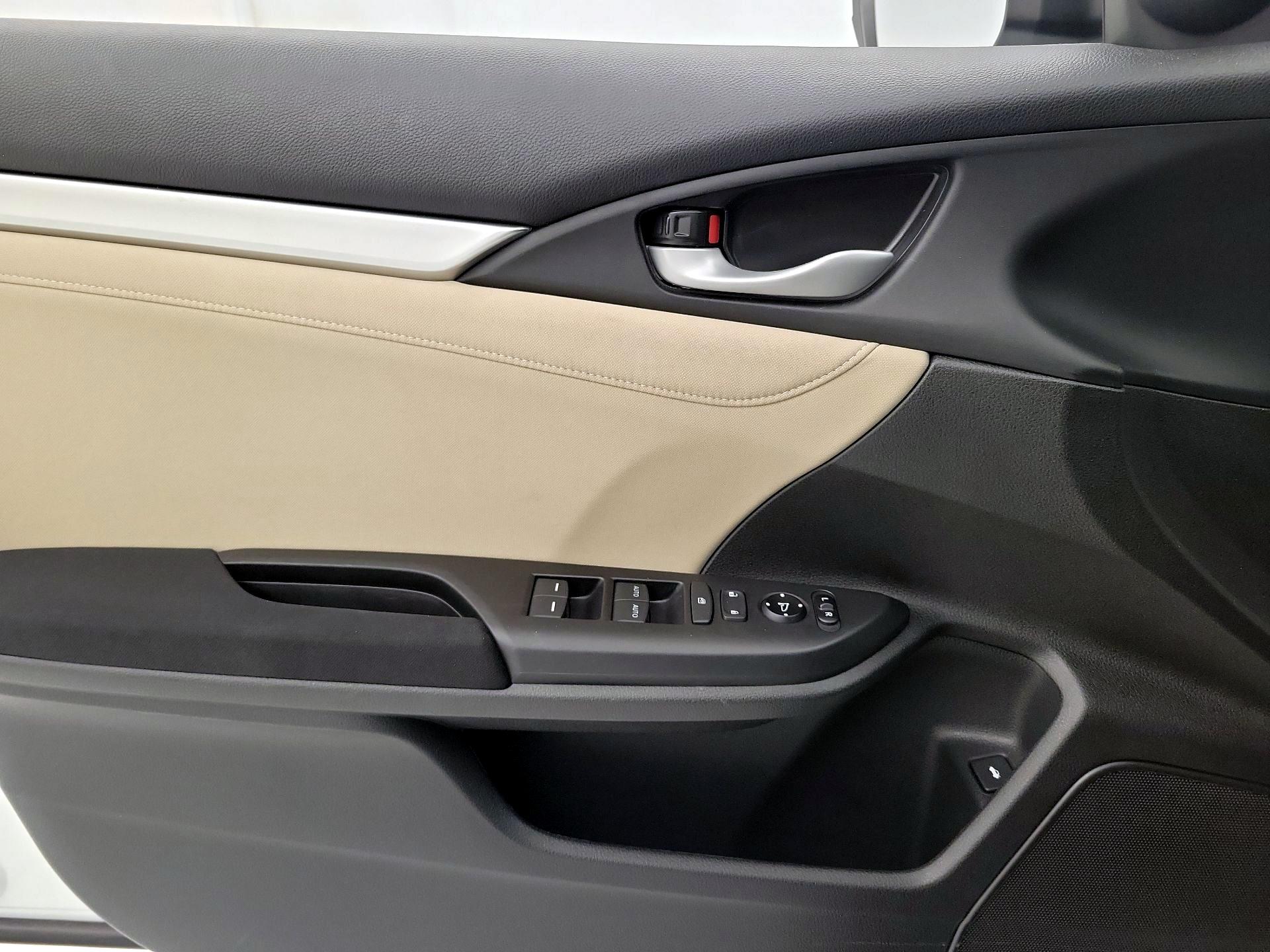 Thumbnail: 2020 Honda Civic - 12