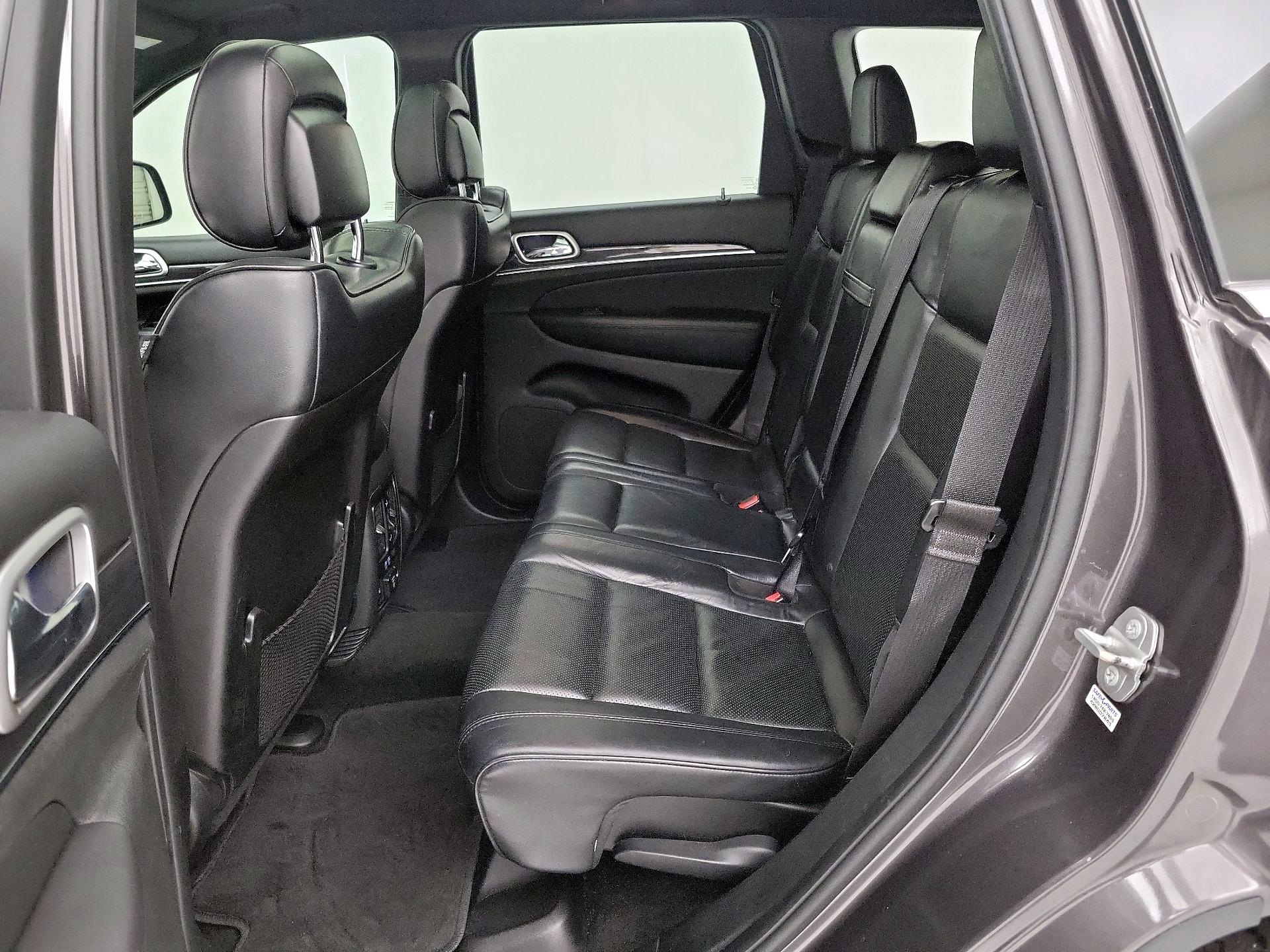 Thumbnail: 2015 Jeep Grand Cherokee - 20